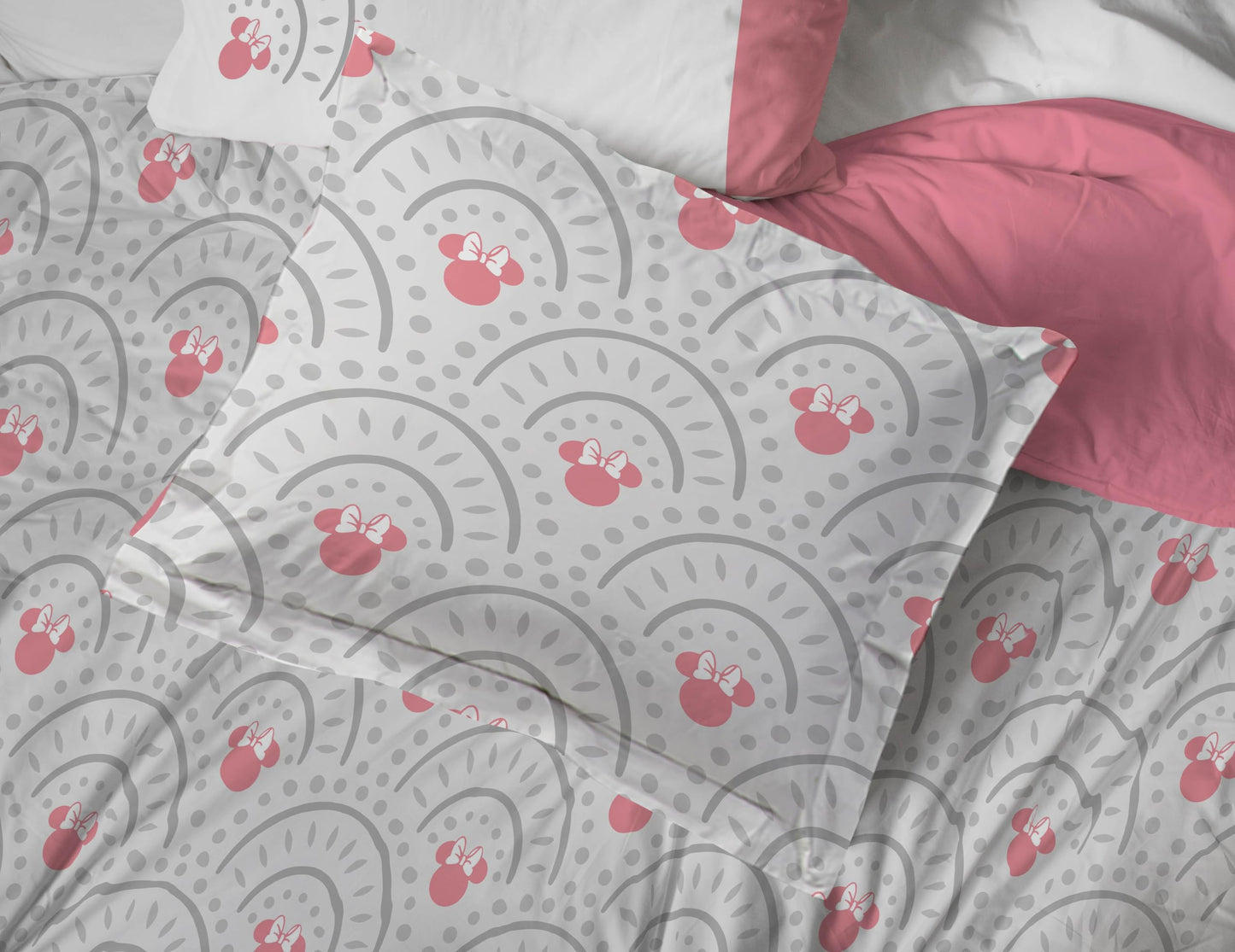 Disney Minnie Mouse Twin Comforter Set - 5 Piece Bedding Includes Sheet Set & Pillow Covers - Super Soft Cozy Pink Mandala Bedding