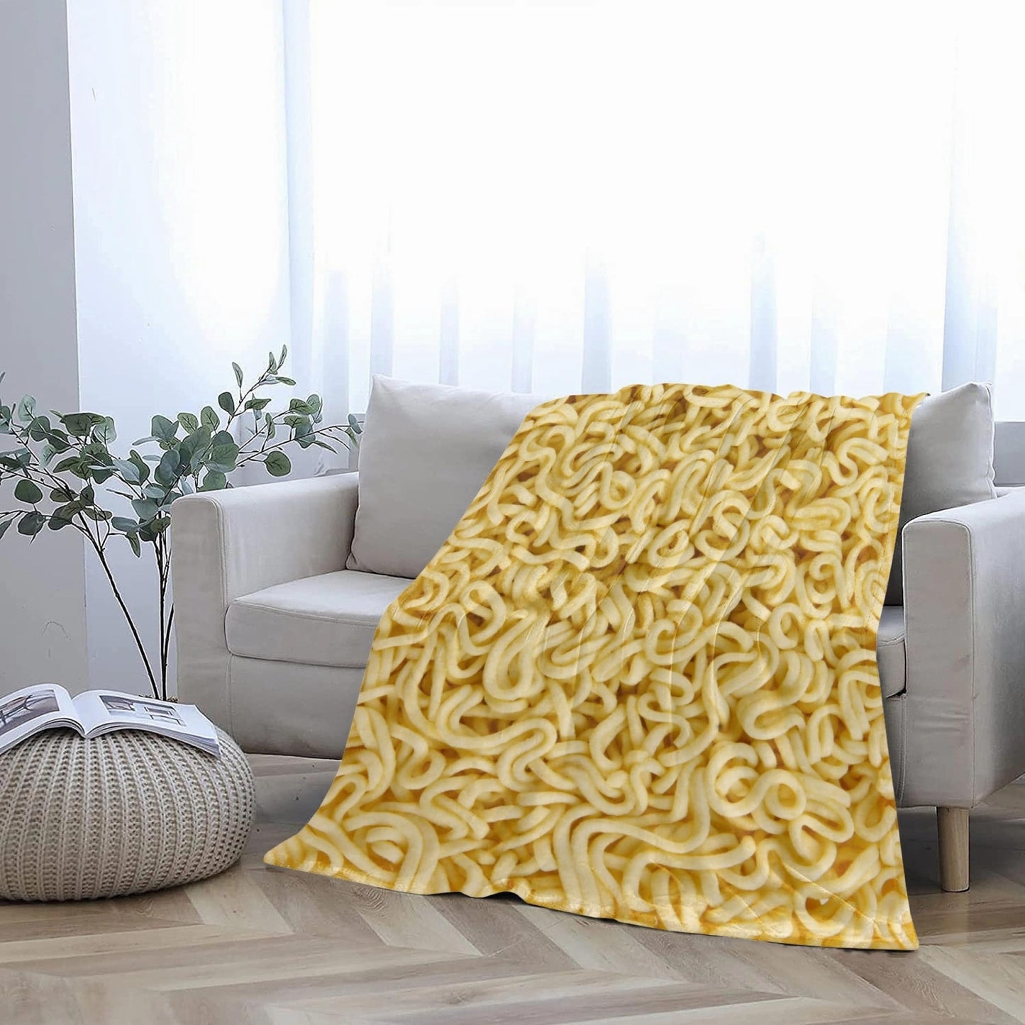 Bivycud Ramen Noodles Blanket, Instant Noodles Blanket Gifts for Ramen Lover, 3D Print Funny Food Flannel Plush Throw Blankets for Birthday Sofa Couch Bed