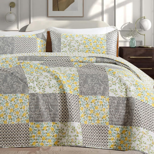 TEXSTEAD Quilt Set Queen Size Floral Patchwork Quilted, Soft Comforter Set Bedding Sets, Coverlet Bedspread Decorative Quilts with 2 Pillow Shams 90"x90"