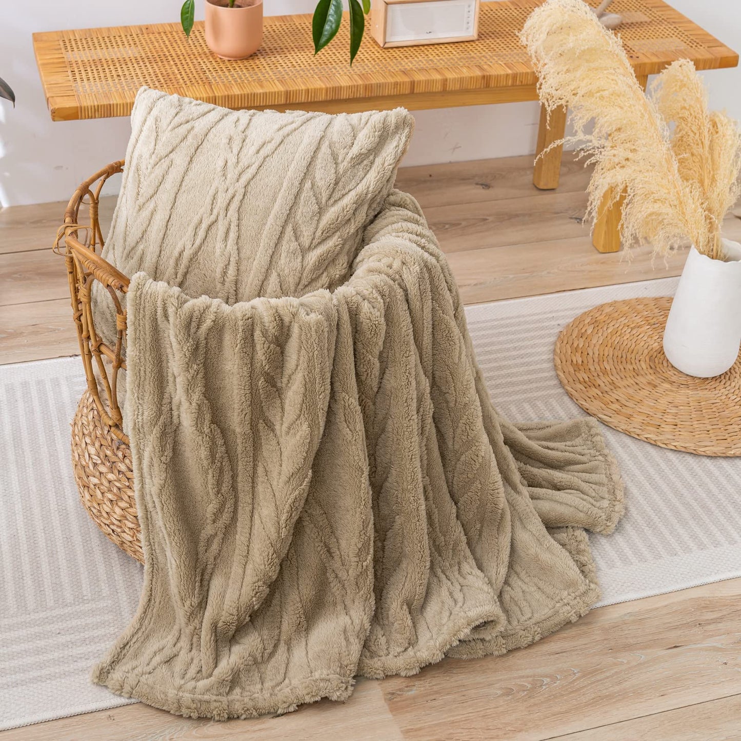 YUSOKI Sherpa Large Throw Blanket Single Layer,Light Weight(1.7lb),320GMS-3D Stylish Design for Gift Home Decor (Tan,50"x65")