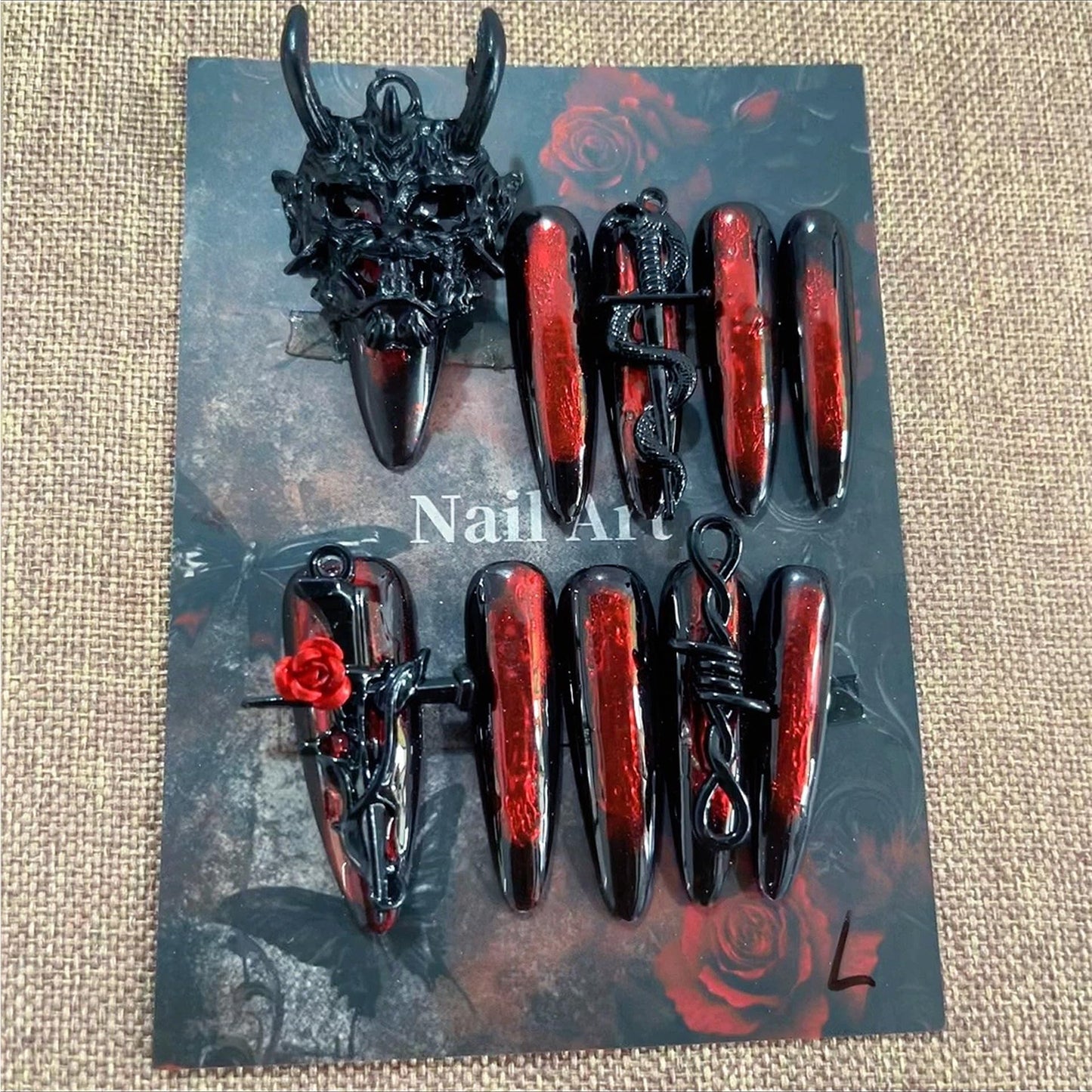 Press on Nails Handmade Nails 10Pcs Dark Gothic Style Manual Press on Nails Red Mask Fake Nails for Women Party Holiday Photo 4.0CM Size S