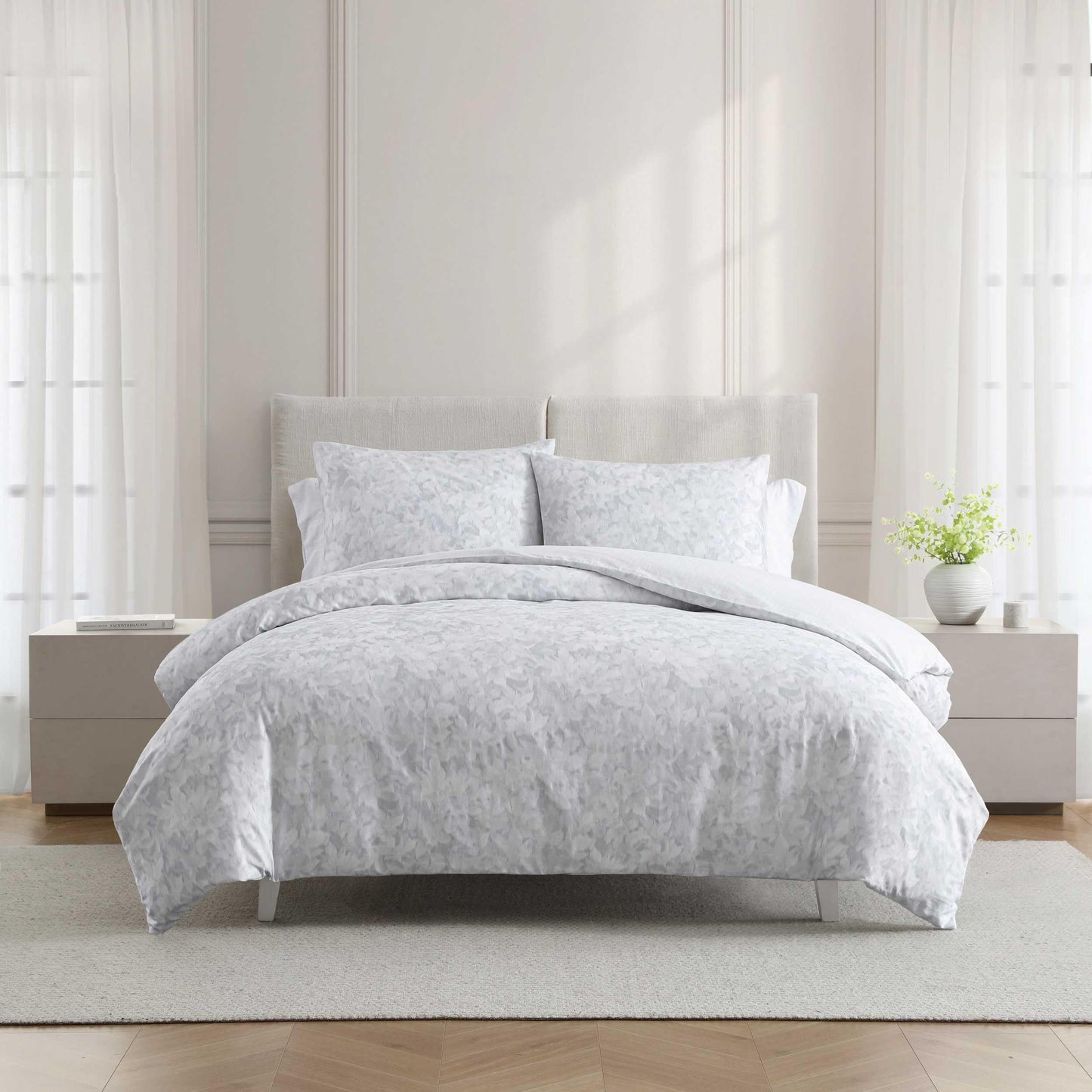 Vera Wang - Queen Size Duvet Cover Set, 100% Soft & Smooth Cotton Sateen Floral Bedding, 3-Piece Reversible Bed Set with Matching Pillowcases (Nebulous Flower/Etched Stripe Grey)