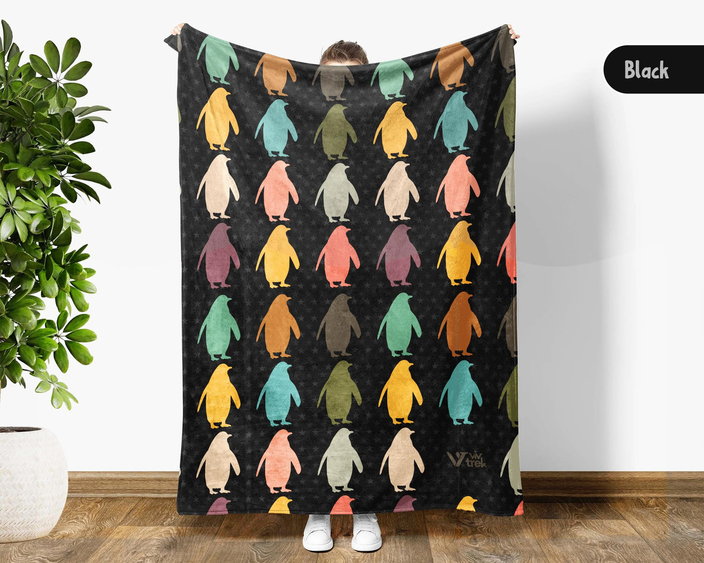 Penguin Blanket Gift, Retro Penguin Throw Blanket, Ocean Sea Animal Cover, Cozy Kawaii Lover Gift, Soft Vintage Style Cute Arctic Inspired for Wildlife Fans (Old Rose, Queen (U.K. Standard))