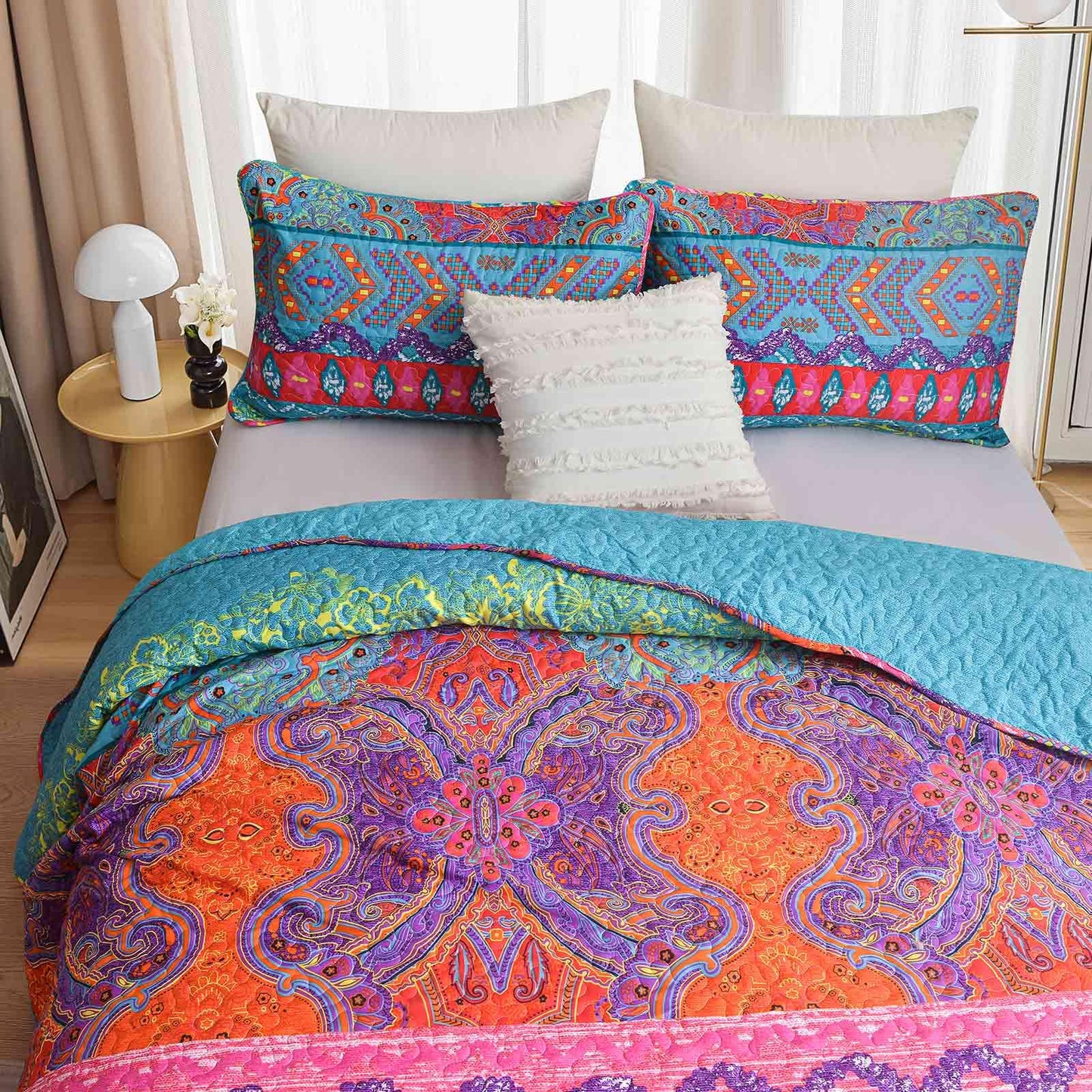 Faincy Bohemian Pink and Green Queen Size Quilt Set 3Pcs, Scalloped Edge Boho Bedspreads, Soft Lightweight Coverlet Bed Spreads, Thin Quilted Comforter Bedding Set for Women, 90x 96 Inch