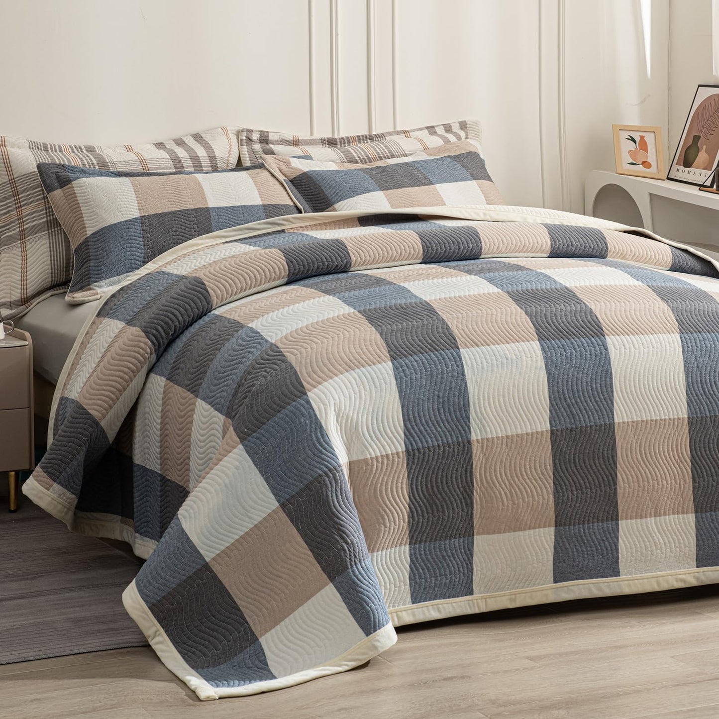 tohrisa Cotton Plaid Quilt Set, Ultra Soft 3 Pieces Queen Size Bedding with 2 Pillow Shams, Lightweight Reversible Coverlet Bedspread with Wave Quilting for Summer, 90"x96", Grid-Beige Blue