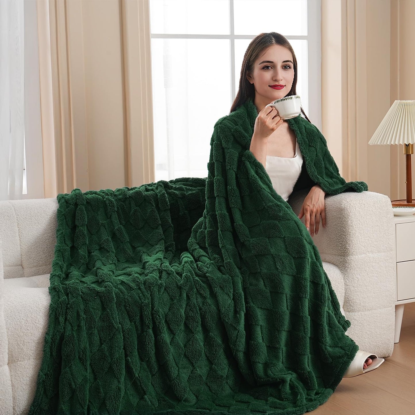 GreenThrow Blanket for Couch Sofa Bed 60x80 inches,Fleece Blankets Microfiber Flannel with Diamond Checkered Pattern Lightweight Plush Soft Cozy Gifts for Women Mom Girls