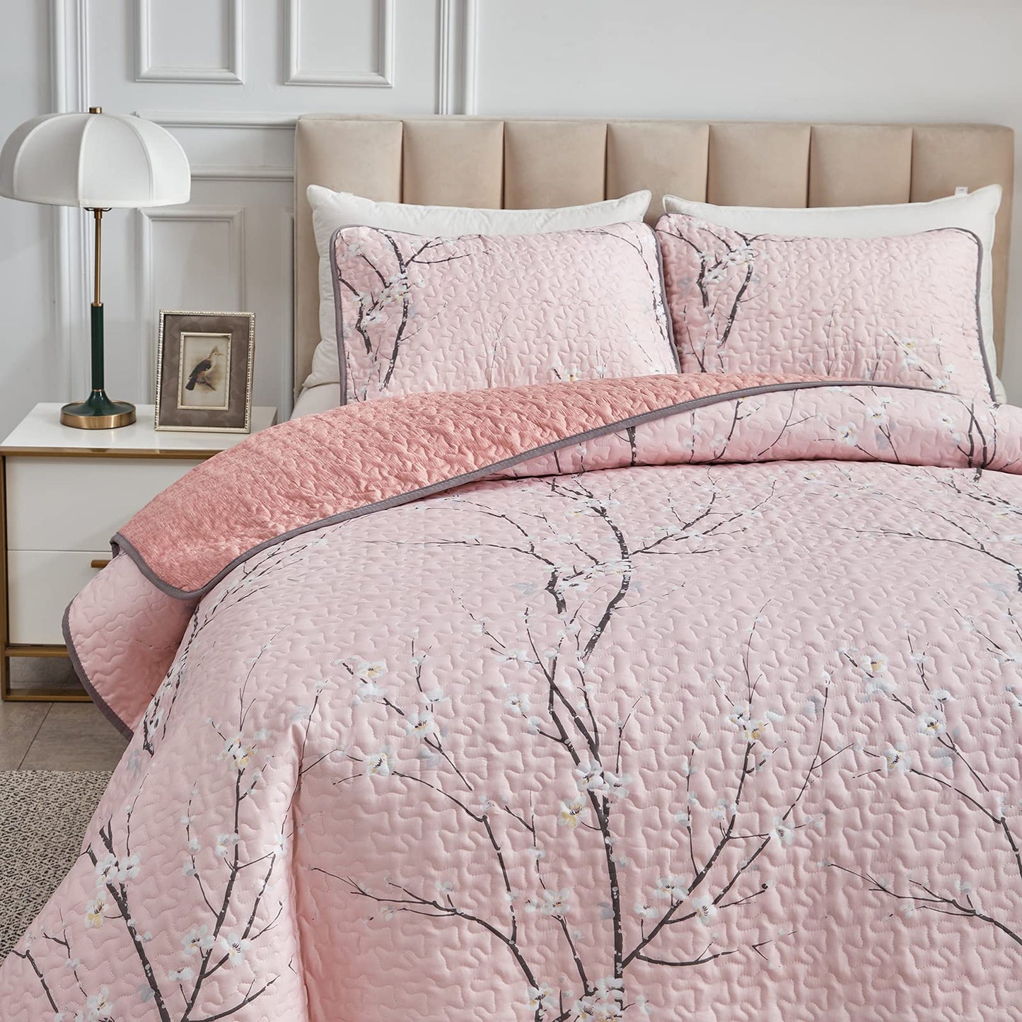 UOZZI BEDDING 3 Pieces Reversible Pink Branch Quilt Set King Size 102x88 Soft Microfiber Lightweight Coverlet Bedspread Summer Comforter Set Bed Cover for All Season (1 Quilt+ 2 Shams)
