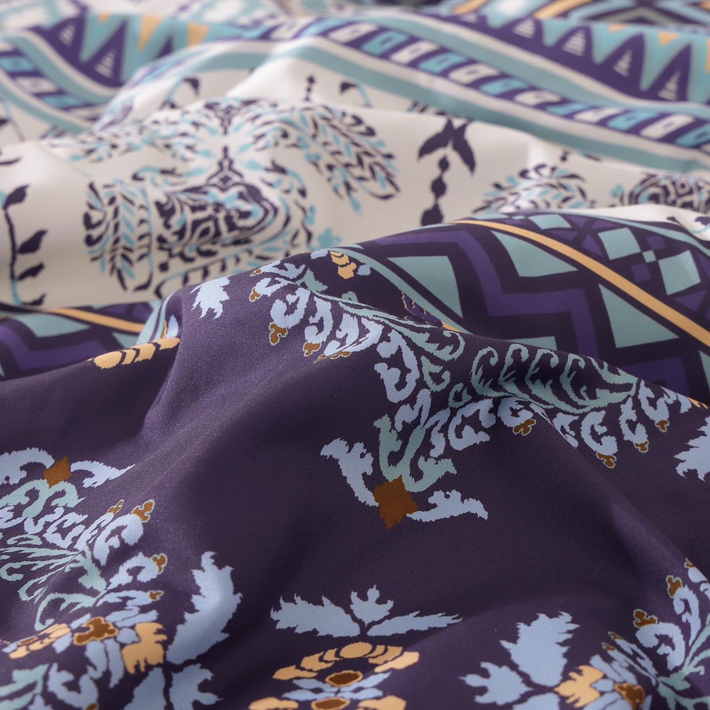 Geniospin Queen Comforter Set - 7 Pieces Bedding Set, Boho Bed in A Bag, Lightweight Soft Aztec Bedding, All Season Bed Comforter Set with Sheets, Pillowcases & Shams