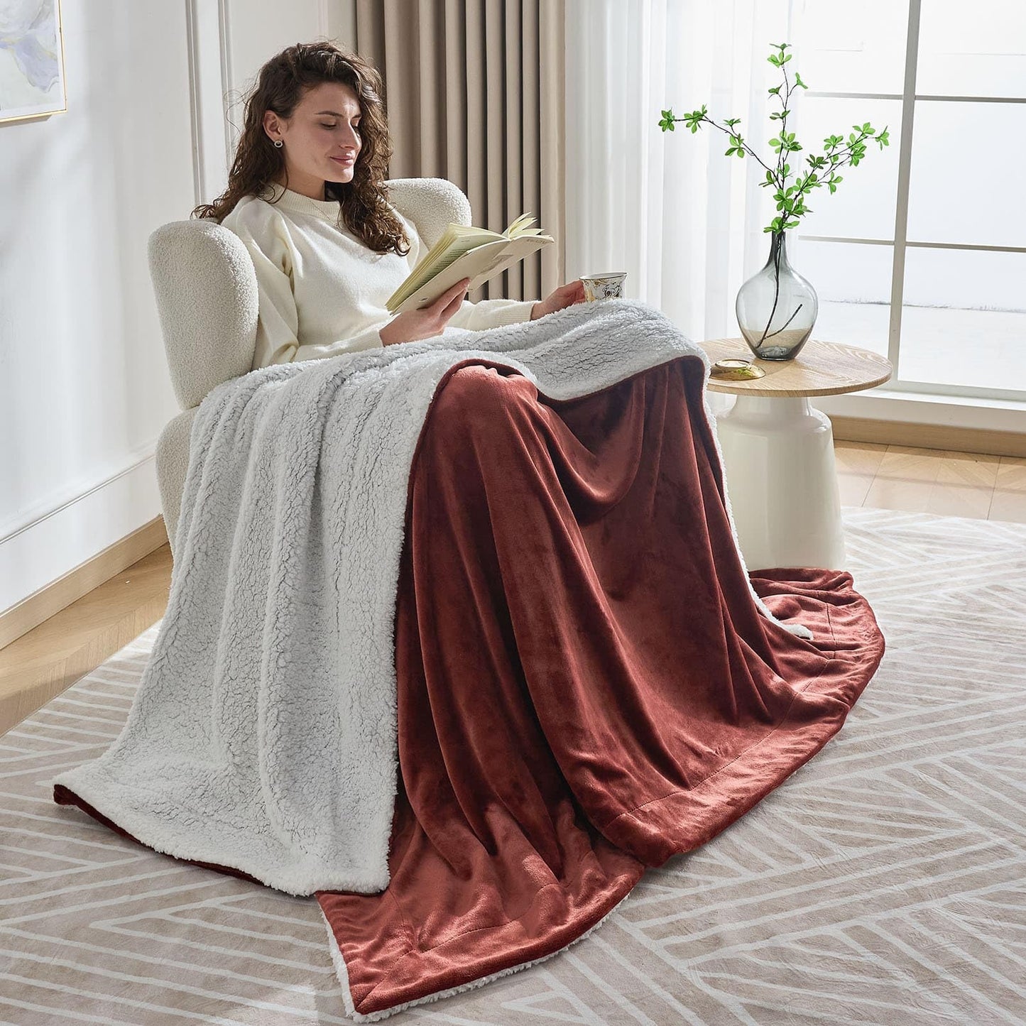 NANPIPER Warm Sherpa Blanket Queen Size for Bed, Soft Fleece for Winter, Fuzzy Plush Throw Gift for Women, Chocolate Brown 90x90 Inches