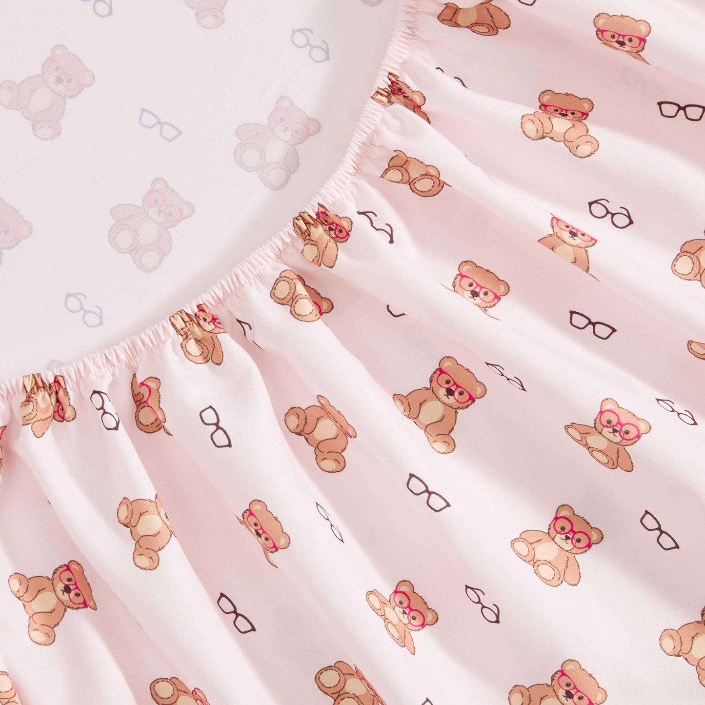 Betsey Johnson - Queen Size Sheet Set, Nerdy Teddies Print Microfiber Bedding with Deep Pocket Fitted Sheet, Bed Sheets with Matching Pillowcases, Nerdy Teddies Pink