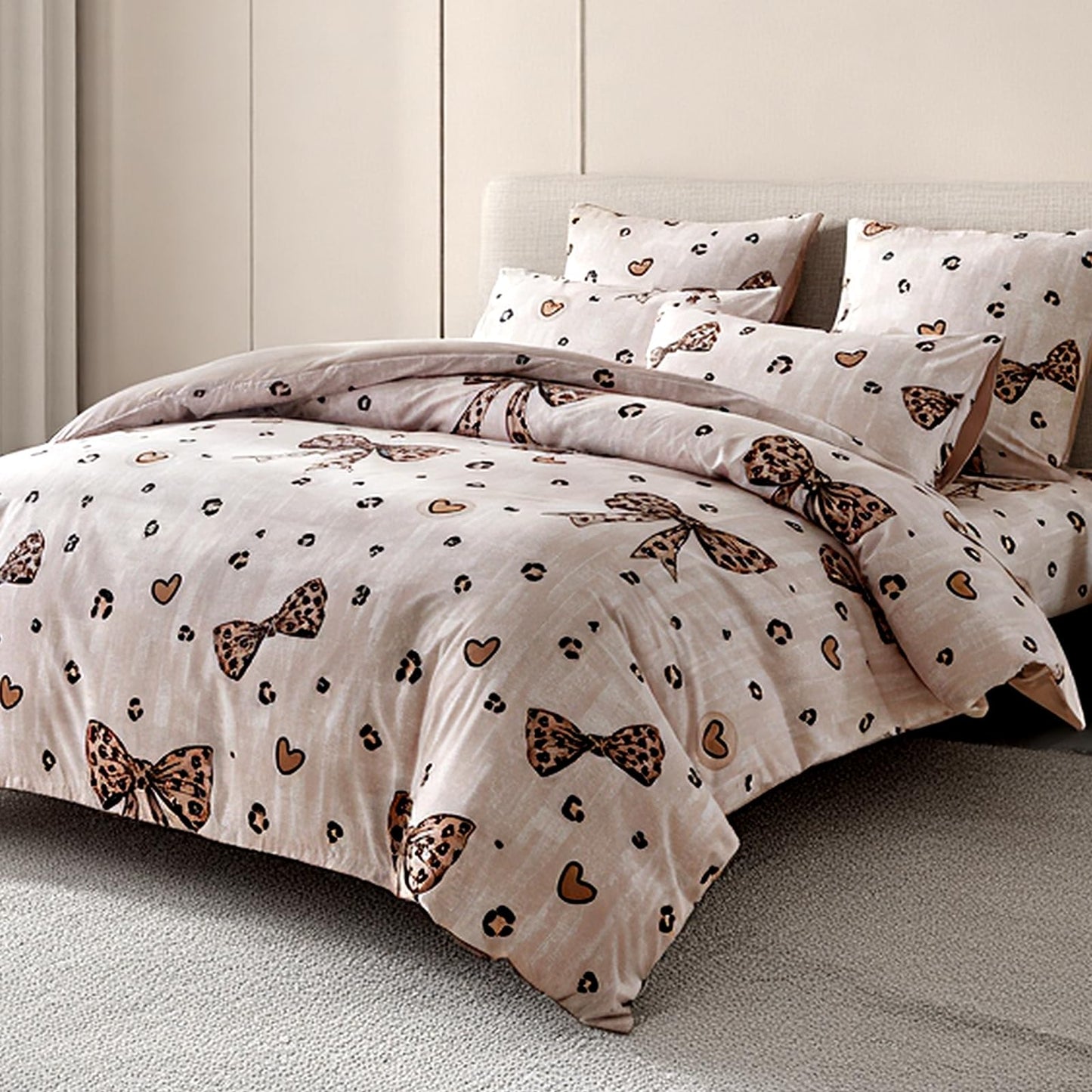 Wajade 7 Piece Cheetah Bow Comforter Set for Girls Kids Queen Size Bedding Set with Sheet and 2 Pillowcases 2 Pillow Shams Cute Girls Bed in a Bag as Birthday Choice
