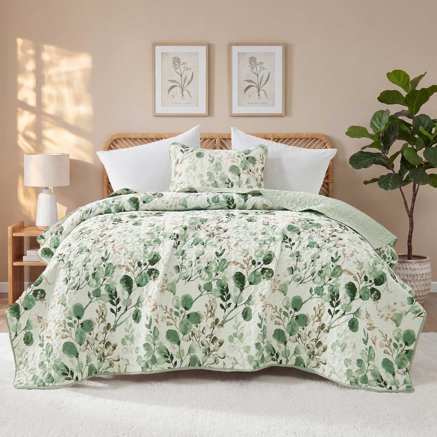 Regency Heights Quilt Set Quilted Bedspread Reversible Lightweight Floral Printed Oversized Quilted Bedding Set with Shams 2pc, Twin Size, Green