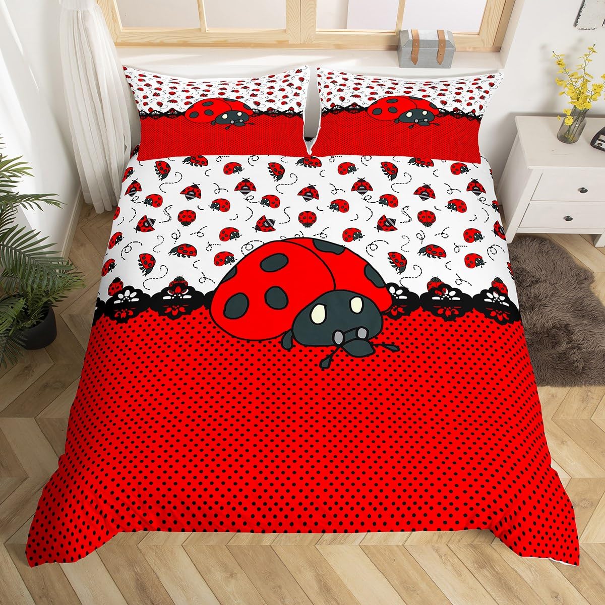 Cute Ladybugs Duvet Cover Set King Size,Red Black Entomology Dots Bedding Set 3pcs for Kids Girls Women Room Decor,Cartoon Animals Comforter Cover Vivid Natural Quilt Cover,2 Pillowcases