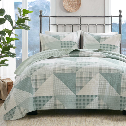 Woolrich Reversible Coverlet Set - Cottage Styling Reversed to Solid Color, All Season Lightweight Coverlet, Cozy Bedding Layer, Matching Shams, Oversized Full/Queen, Olsen Green