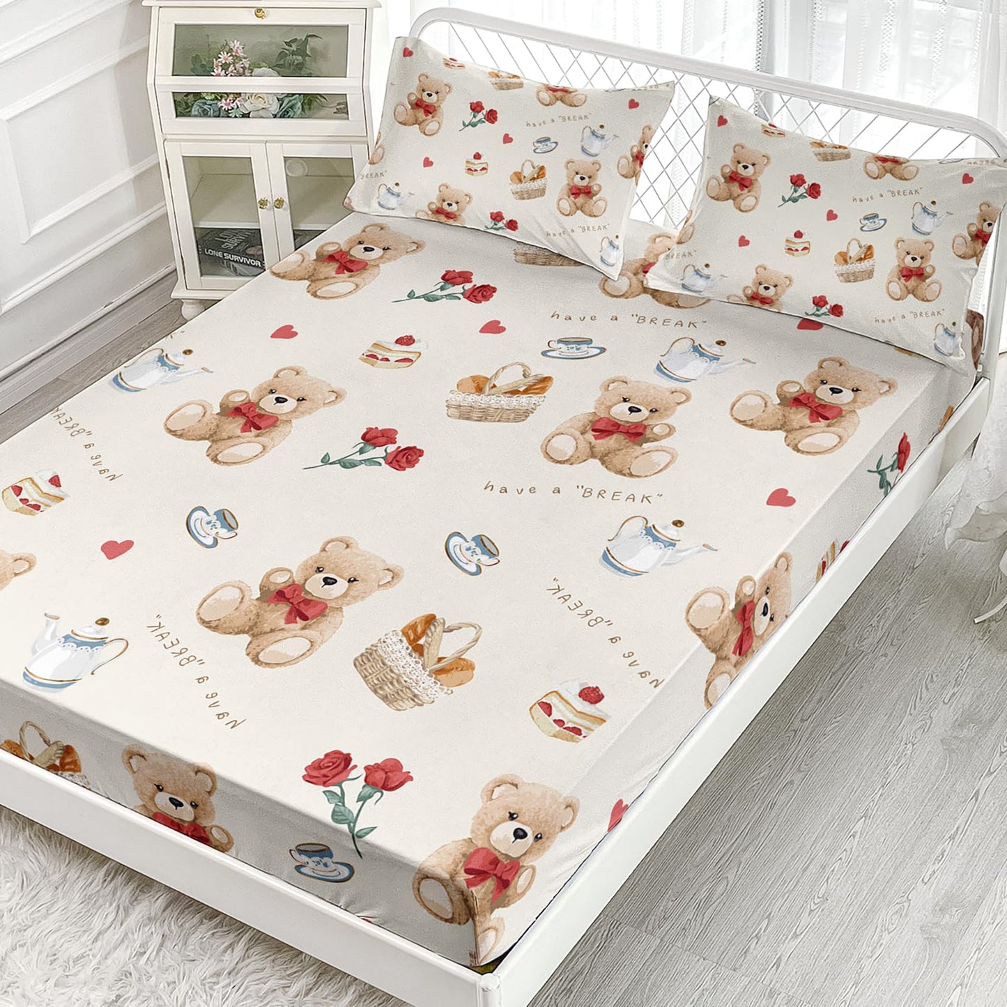 AILONEN Cute Teddy Bear Fitted Sheet Set Queen Size,Cartoon Desserts Red Rose Bed Sheet Set for Kids Girls,Kawaii Animal Theme Bow Tie Bear Fitted Sheet with 2 Pillowcases,3Pcs