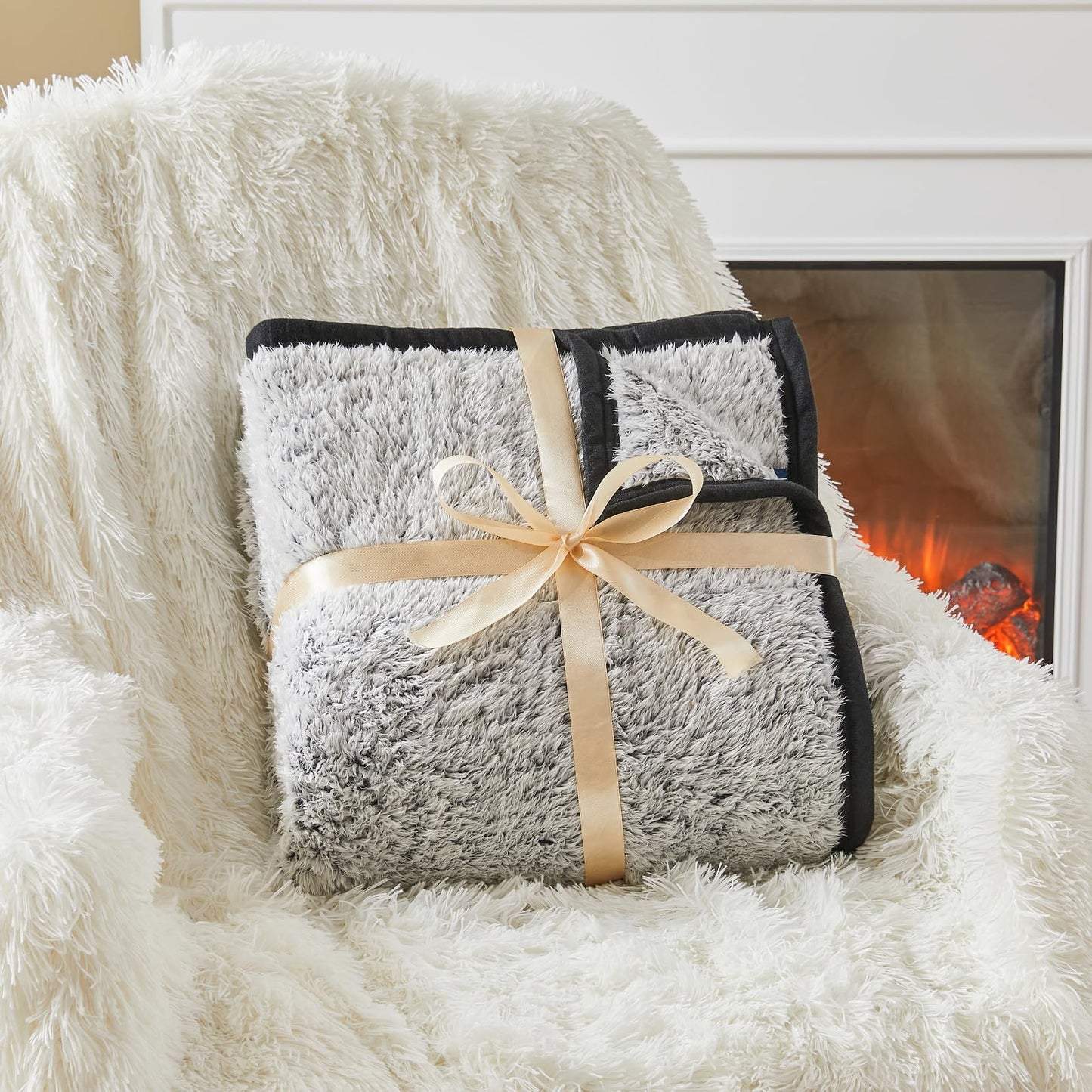 EMME Soft Sherpa Fleece Blanket Reversible Plush Fluffy Large Blanket, Light Weight Warm Decorative Boho Blanket Cover for Sofa, Couch, Bedroom,Travel(Black,50"x60")