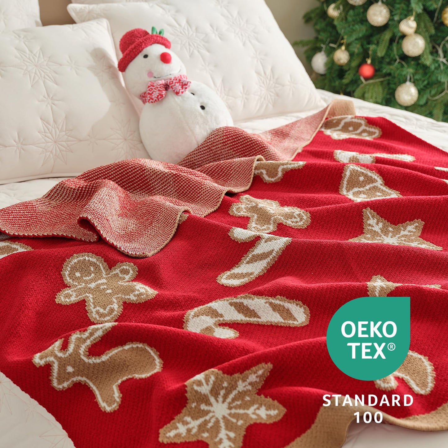Amélie Home Christmas Knit Throw for Couch, Reversible Soft Cozy Chenille Blanket for Home Decor Gift for Family, 50" x 60", Christmas Gingerbread Cookie