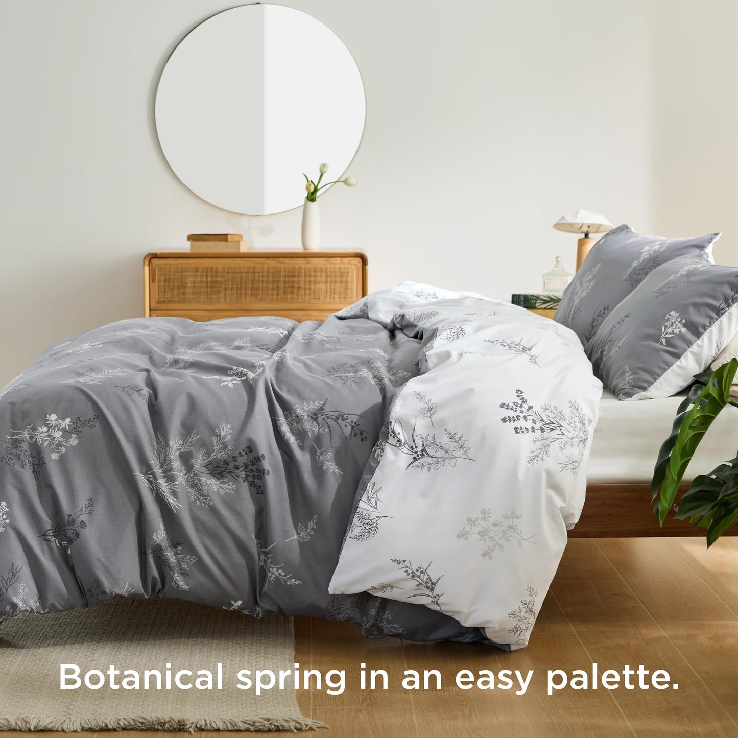 Bedsure Duvet Cover King Size - Reversible Floral Duvet Cover Set with Zipper Closure, 3 Pieces Grey Bedding Set with 8 Corner Ties and 2 Pillowcases 20"x36"