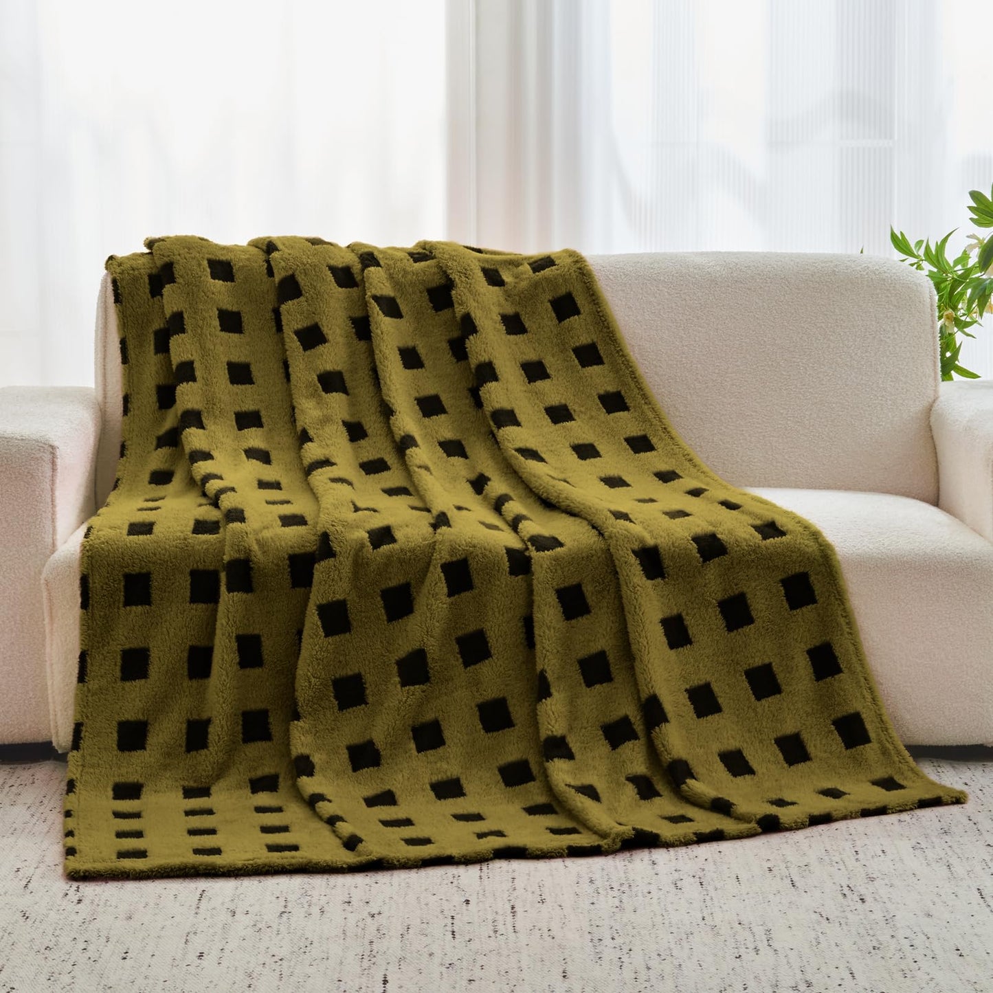 FY FIBER HOUSE Checkered Fluffy Blanket 340GSM - 3D Grid Pattern Soft Fuzzy Throw for Bed Couch Sofa, 50"x60", Olive Green