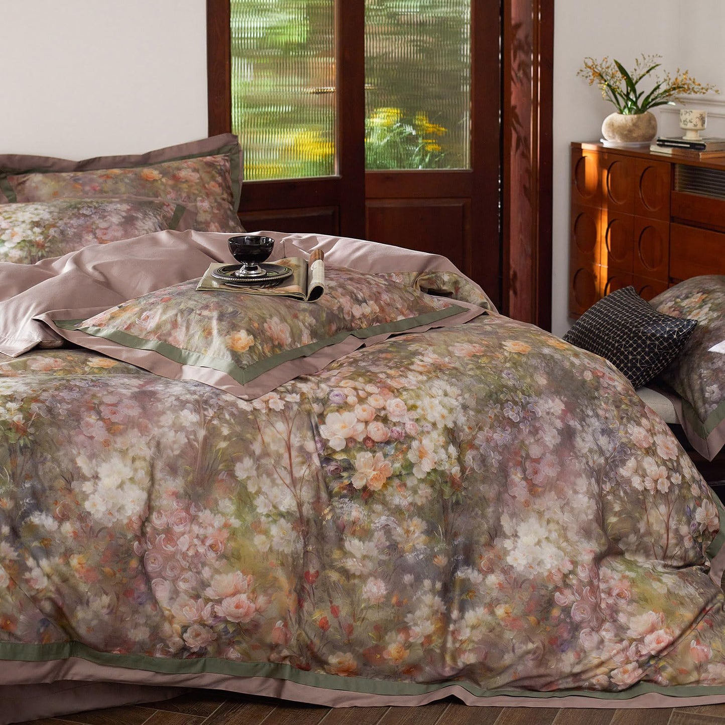 VM VOUGEMARKET Garden Flower Duvet Cover Set Queen,3 Pieces Pink Floral Duvet Cover with 2 Pillow Shams Smooth Silky Long Staple Cotton Bedding Set-Queen,90x90 Inch