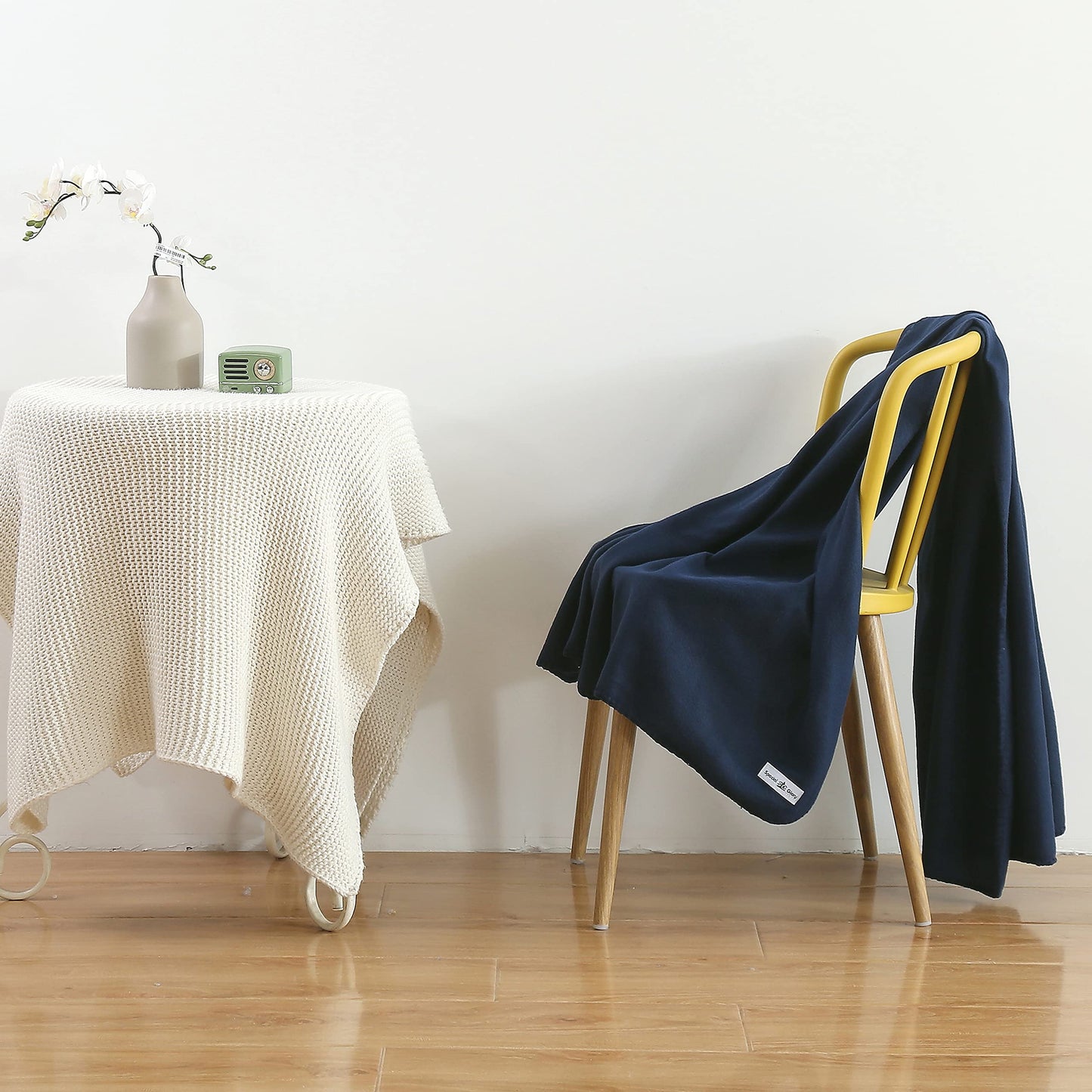 Special SG Glory Fleece Throw Blankets Bulk Fleece Blankets Solid Wholesale Lightweight Warm Soft for Pet Bed Sofa Couch Office Wedding Gifts Travel Seasons (Navy, Pack of 6-50x60 Inches)