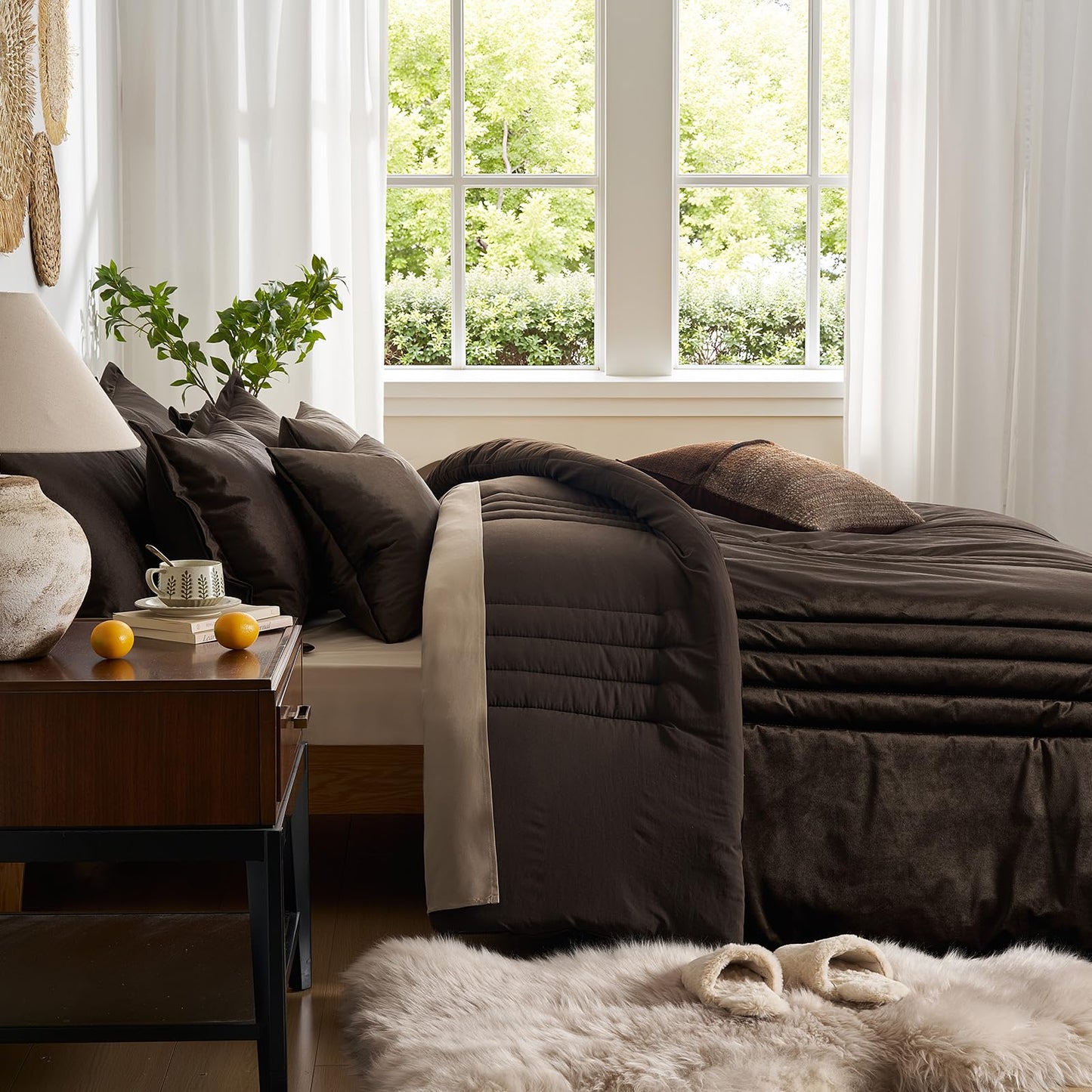 Bedding Velvet King Comforter Sets: Brown 3 Pieces Luxurious Ultra Soft Bed Set Suitable for All Seasons - Chocolate Cozy Striped Farmhouse Rustic Lightweight Men Women Bedroom Comforters with 2 Shams