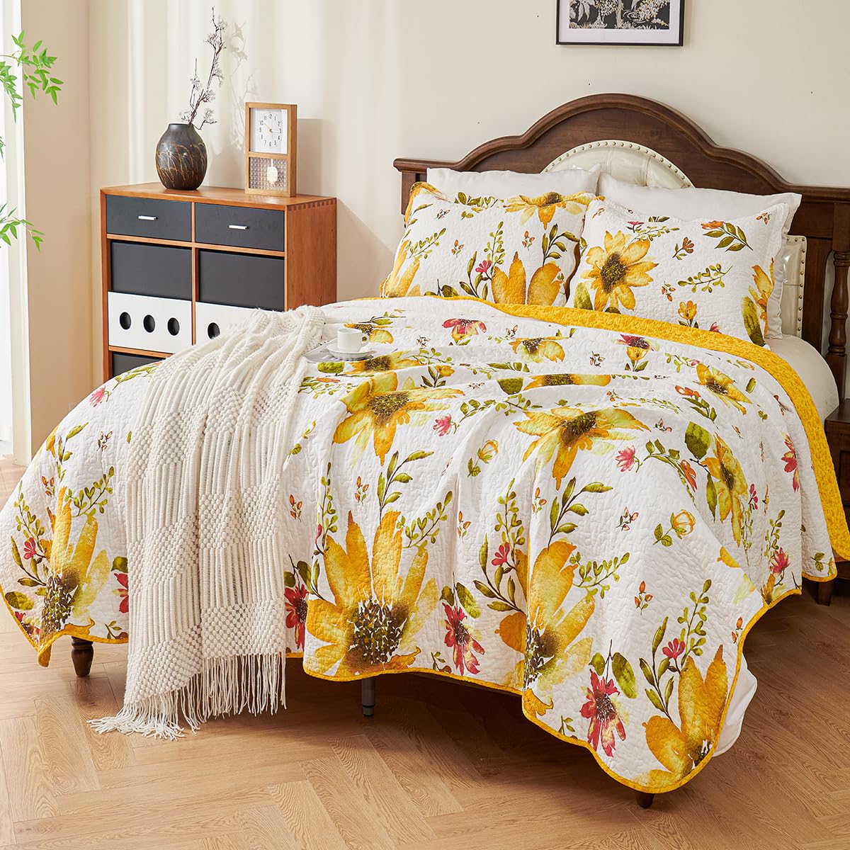 Cmfshape Floral Quilt Sets Bedspread Set,100% Cotton Yellow Sunflower Bedding Set,Reversible Lightweight Soft Bedspread Coverlet for All Season with 2 Pillow Shams(Queen 92"x96")