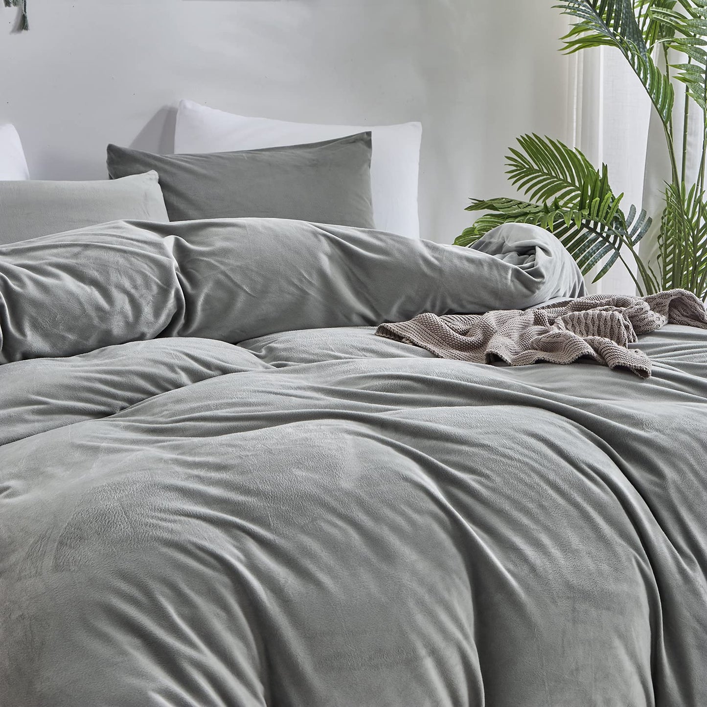 Luxlovery Grey Velvet Comforter Set Queen Men Women Plush Fluffy Dark Grey Bedding Comforter Set Flannel Heavyweight Winter Thick Warm Comforter Set