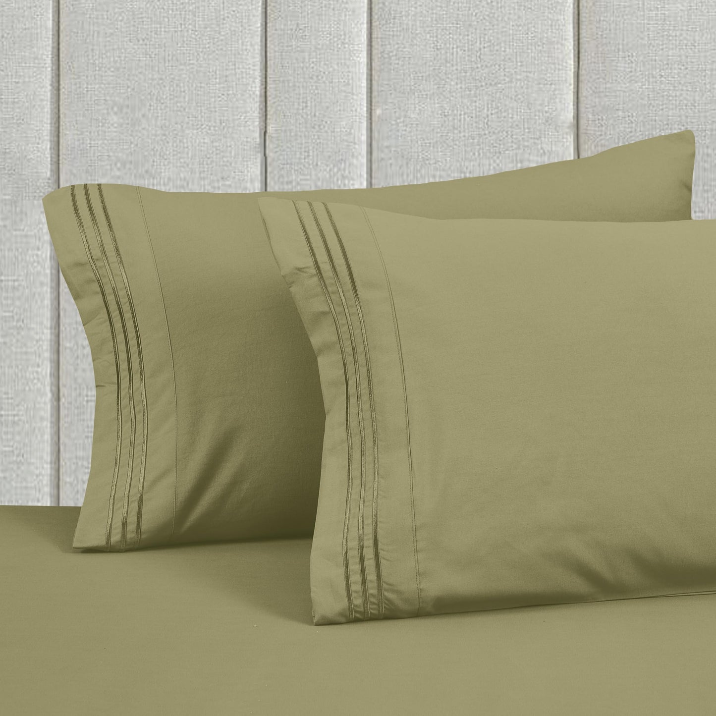 Mocassi Full Size 4-Piece Bed Sheet Set - 1800 Premium Hotel Quality Microfiber 18-24 Inches Extra Deep Pocket Fitted Sheet- Luxury Soft, Breathable, Wrinkle, and Fade Resistant, Sage Green