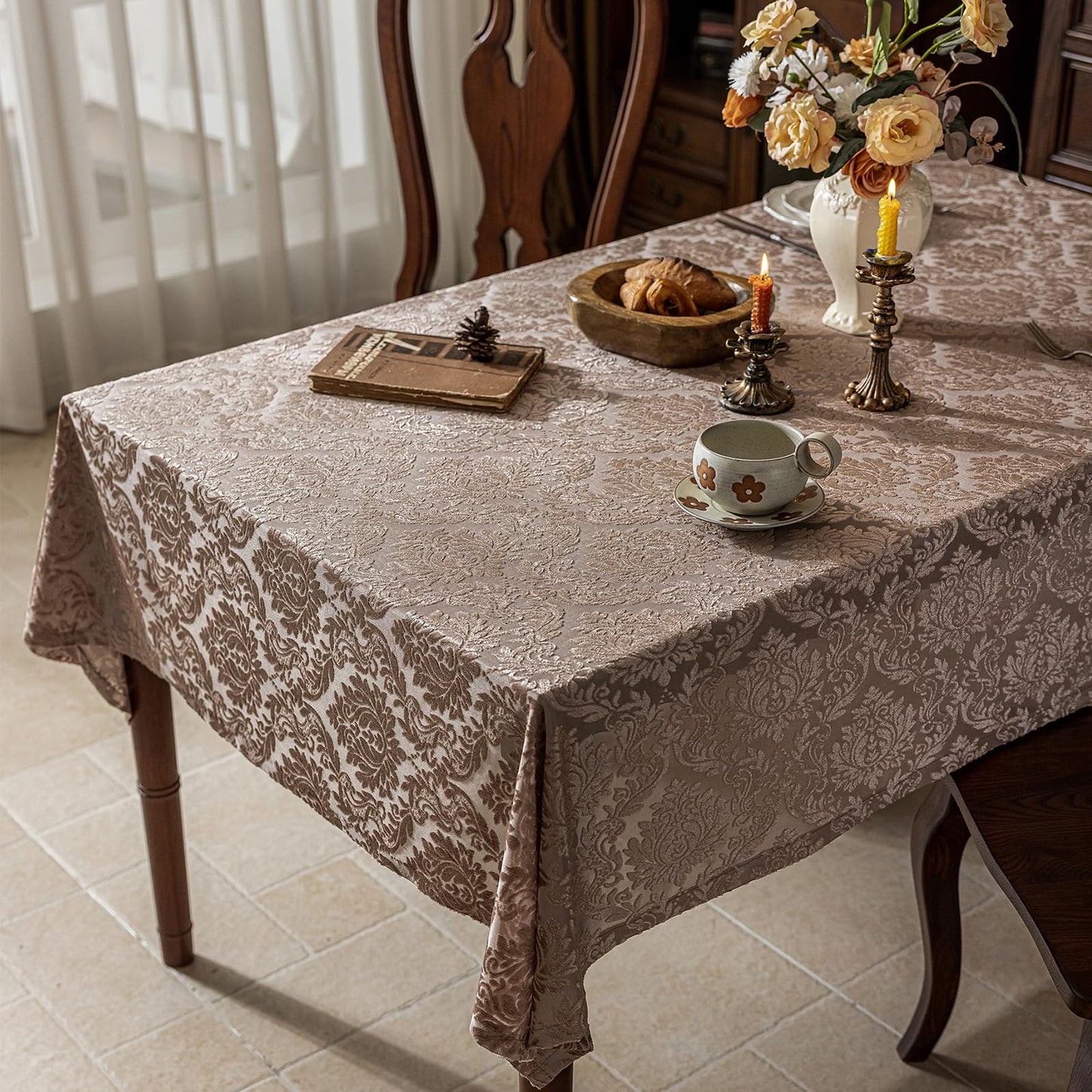 hometrixx Embossed Velvet Jacquard Table Cloth Rectangular 55x70Inch Floral Damascus Anti-Slip Heat-Resistant Polyester Table Cover for Home Dinner,Wedding Parties,Kithchen Decor