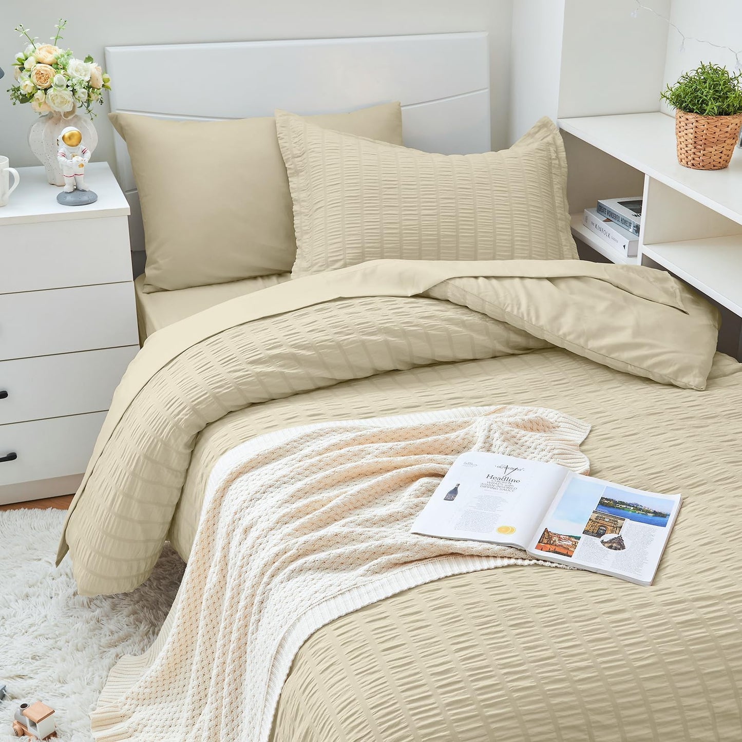 HYMOKEGE Oatmeal Twin Comforter Set Seersucker 5 Pieces, All Season Luxury Bed in a Bag for Bedroom, Bedding Set with Comforter, Sheets, Pillowcase & Sham
