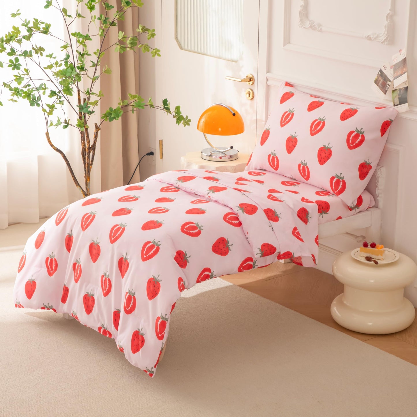 SDIII 4 Piece Strawberry Toddler Bedding Set, Kawaii Fruit Printed Pink Toddler Bedding Girl with Comforter, Fitted Sheet, Flat Sheet, Pillowcase