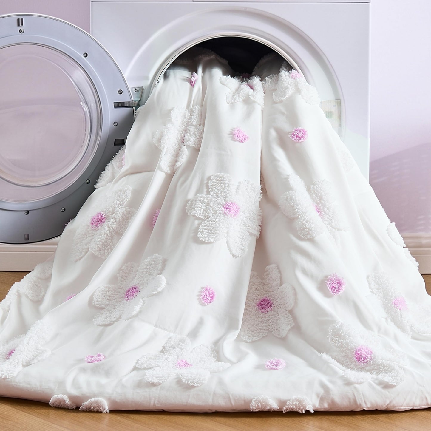 CotComf Twin Comforter Set for Girls 2 Pieces Tufted Daisies Flowers Soft Pink Floral Twin Size Bedding Set Bed in A Bag Cute Comforter Set for Kids, Lightweight Bed Set for Kids Teen Girls Women