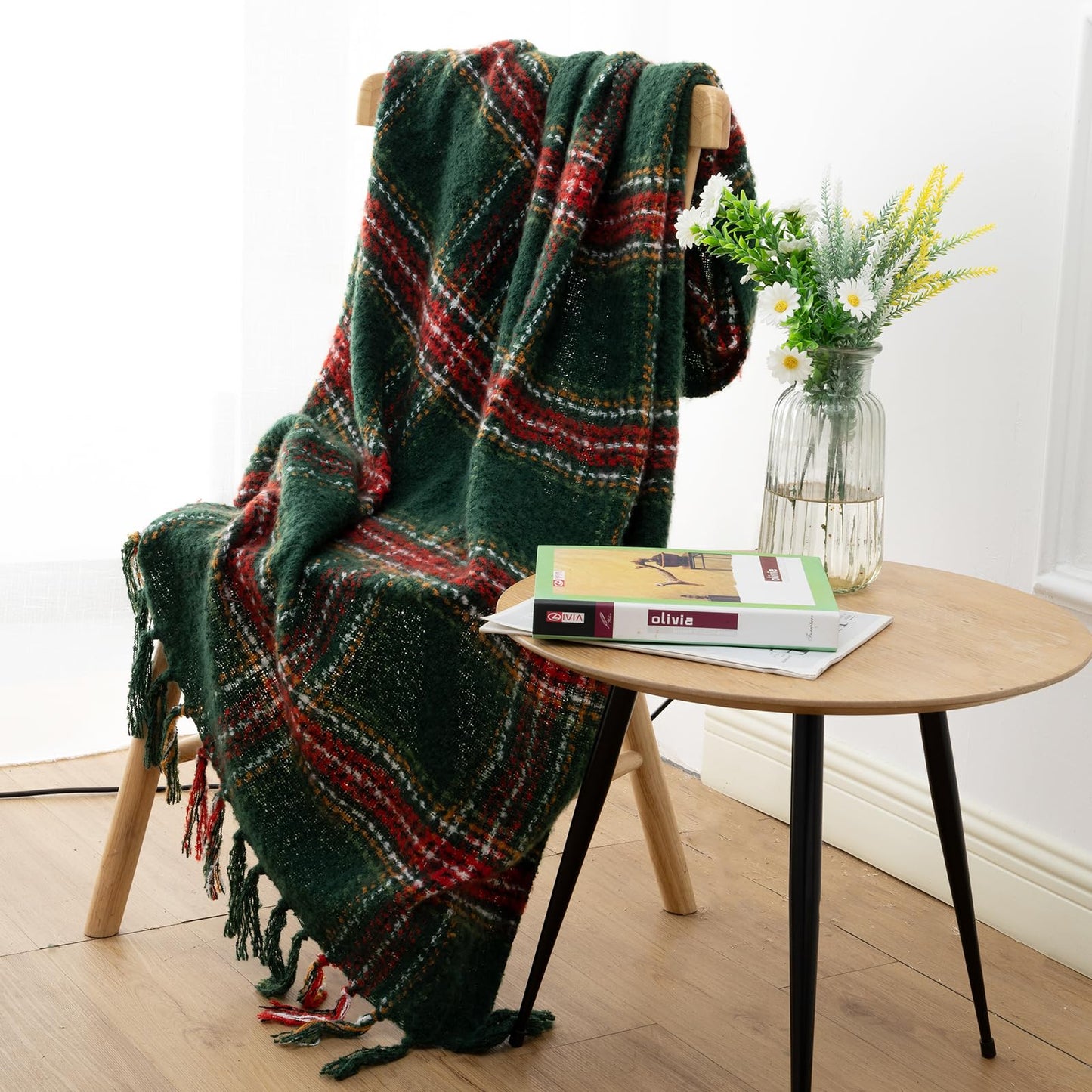 LALIFIT Plaid Throw Blanket with Fringes Green Red Christmas Home Decor Blankets Super Soft Cashmere Blanket for Couch Sofa Farmhouse Halloween etc 50" x 60" Inches(Green Plaid)
