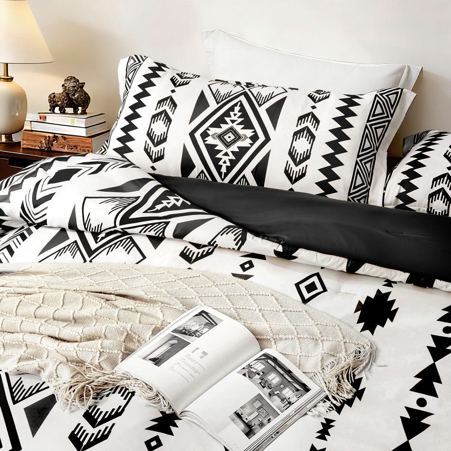Tyrot King Comforter Set – 3 Piece Black White Boho Aztec Bedding, Western Southwestern Style Comforter Sets, Soft Lightweight Comforter for All Seasons, 1 Comforter & 2 Pillow Shams