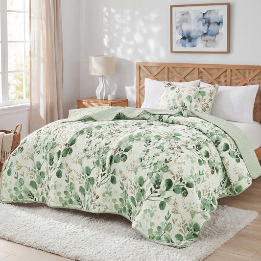 Regency Heights Quilt Set Quilted Bedspread Reversible Lightweight Floral Printed Oversized Quilted Bedding Set with Shams 2pc, Twin Size, Green