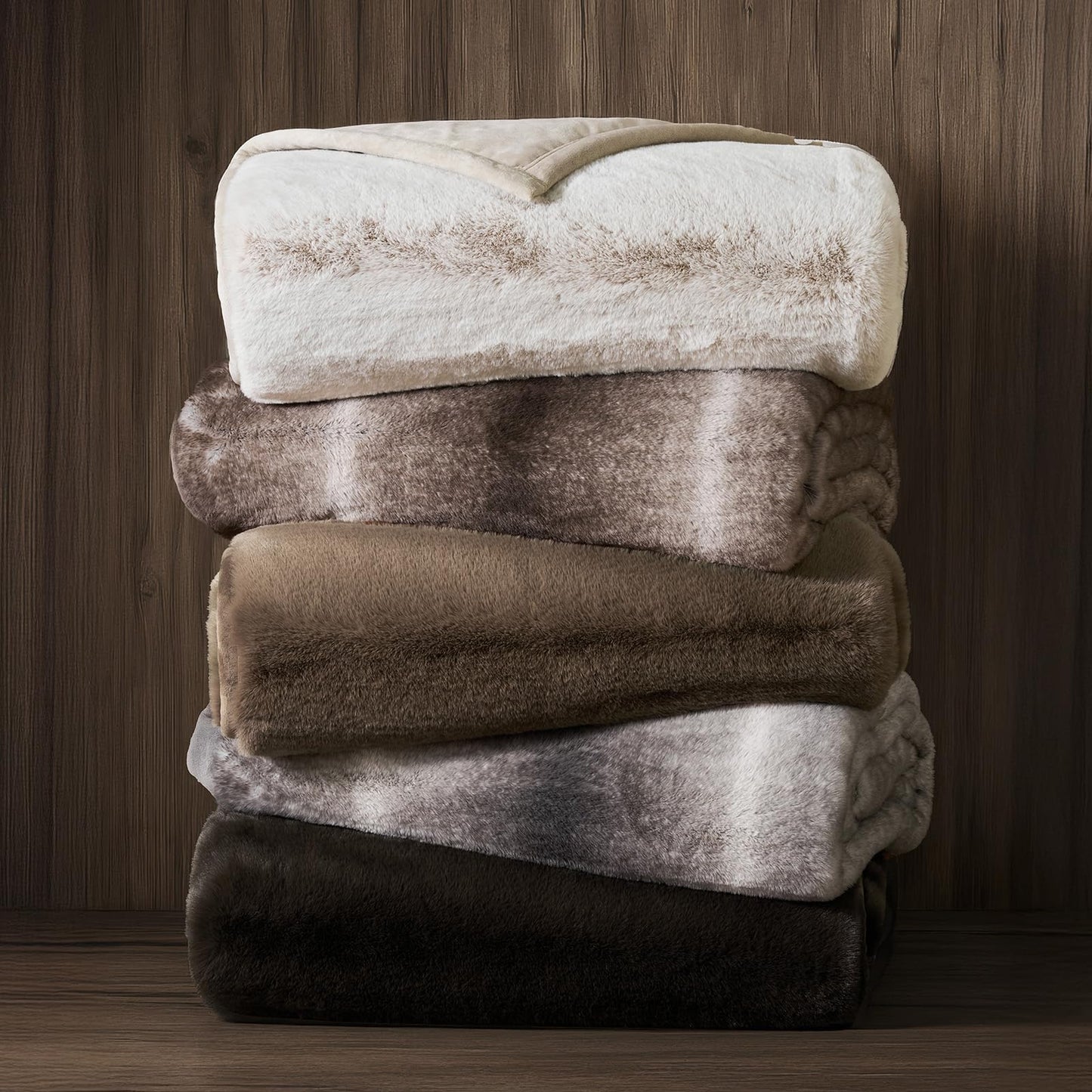 EVERGRACEHOME Ultra Soft Luxury Fluffy Mink Faux Fur Throw Blanket, Thick Warm Fall Winter Blankets for Bed, Couch, Cozy Plush Reversible Blanket for Chair, Sofa (Natural Tan, 60"x80")