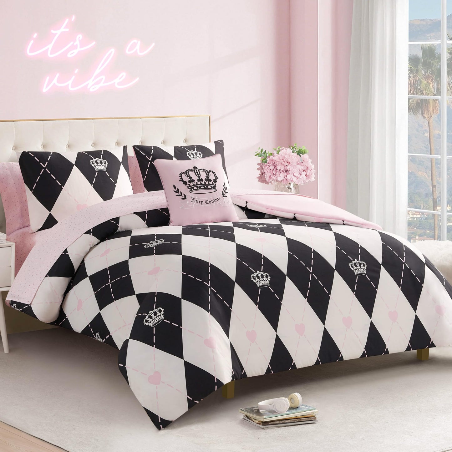 Juicy Couture Royal Argyle 8-Piece Reversible Bed in a Bag, Queen Designer Bedding Set