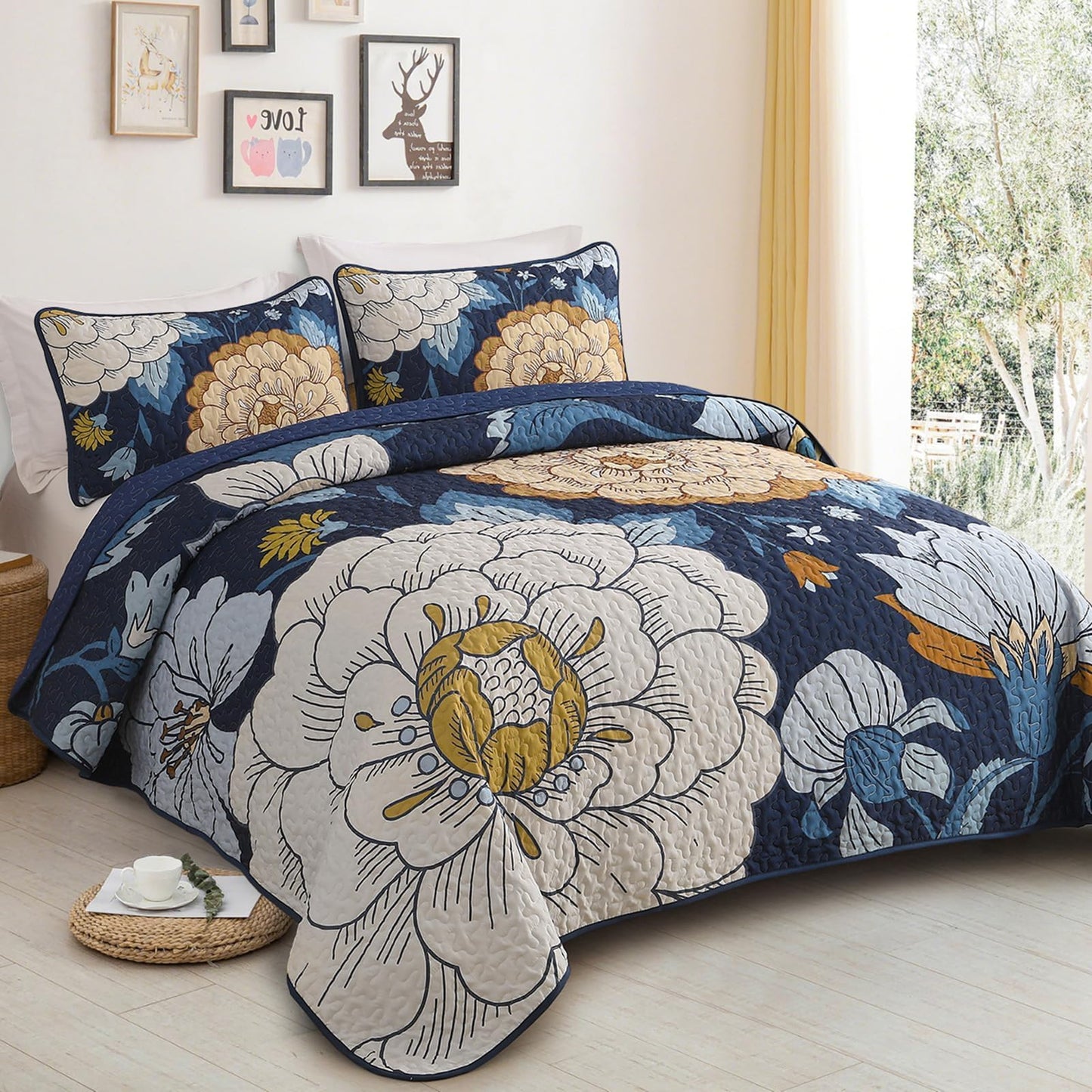 DJY Navy Floral Quilt Set Queen Size Boho Bedspread Coverlet Set, 3 Piece Botanical Quilt Soft Microfiber Blue Floral Bohemian Bedding Set with 2 Pillowcases for All Season, 96''x90''