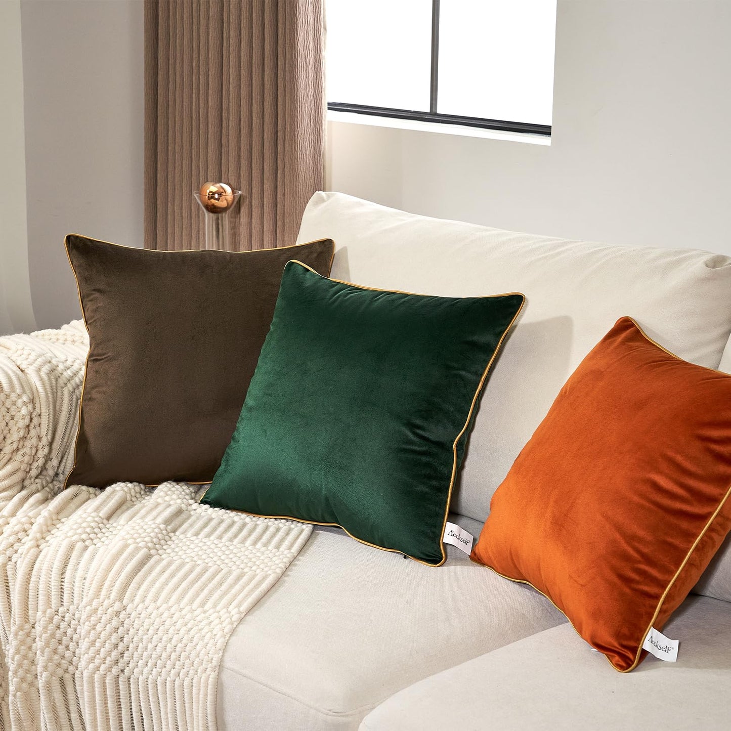 Aeckself Pack of 2 Green Velvet Pillow Covers 24 x 24 Inch, Large Modern Luxury Decorative Pillowcase with Gold Trim Edge, Comfortable Soft Solid Cushion Case for Couch Bedroom Living Room