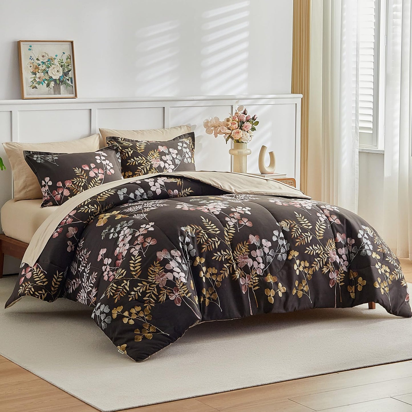 AIKASY Bed in a Bag 7 Pieces Queen Size - Floral Print - Soft Microfiber, Reversible Bed Comforter Set (1 Comforter, 2 Pillow Shams, 1 Flat Sheet, 1 Fitted Sheet, 2 Pillowcases)（Black, Queen）