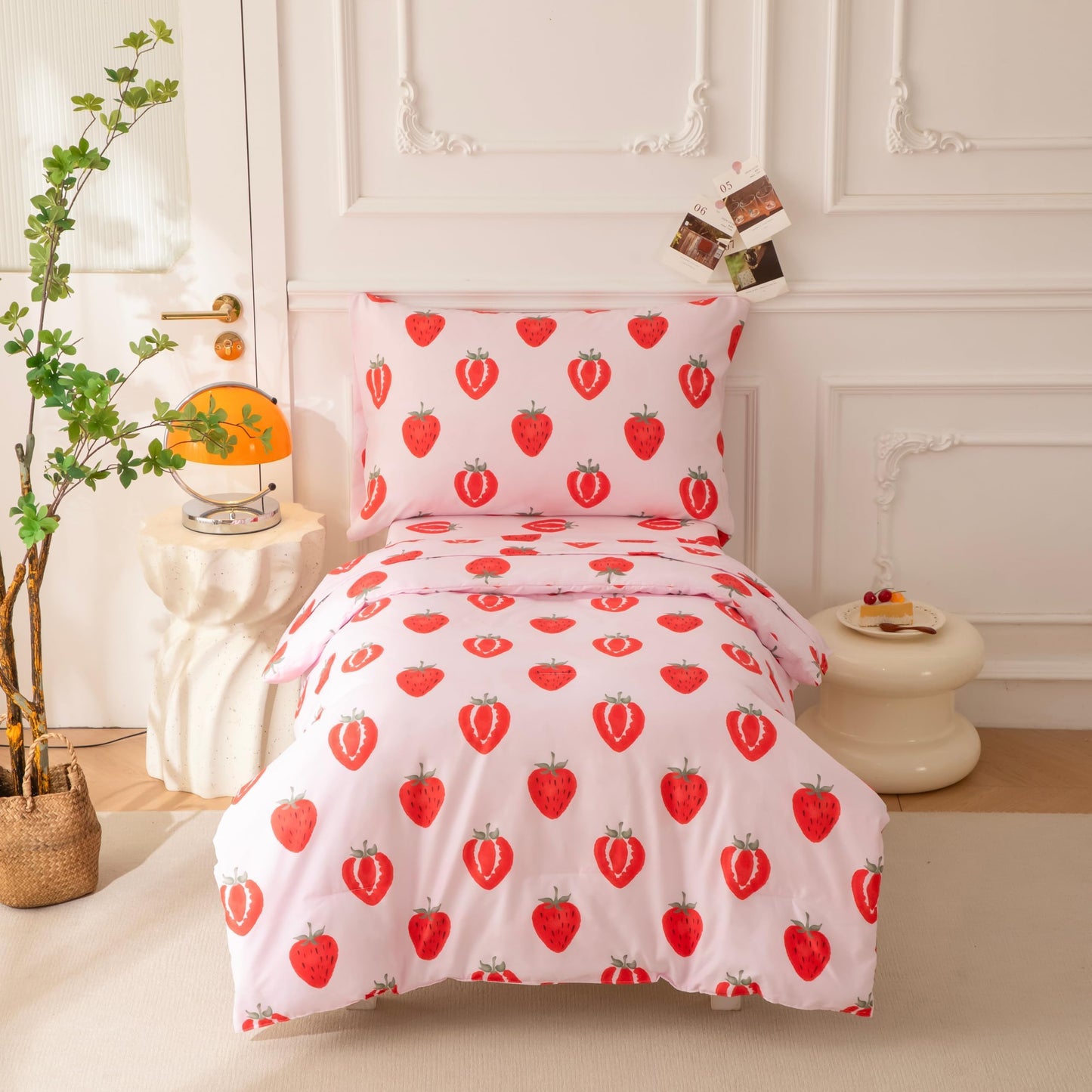 SDIII 4 Piece Strawberry Toddler Bedding Set, Kawaii Fruit Printed Pink Toddler Bedding Girl with Comforter, Fitted Sheet, Flat Sheet, Pillowcase