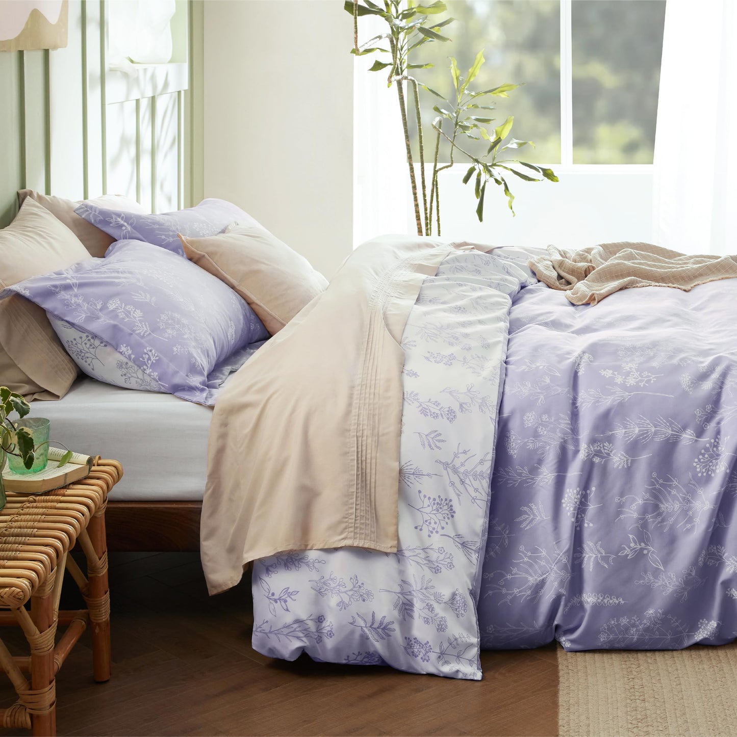 Bedsure Duvet Cover King Size - Reversible Lilac Purple King Duvet Cover Set with Zipper Closure, 3 Pieces Floral Patterned Bedding Set with 8 Corner Ties and 2 Pillow Shams
