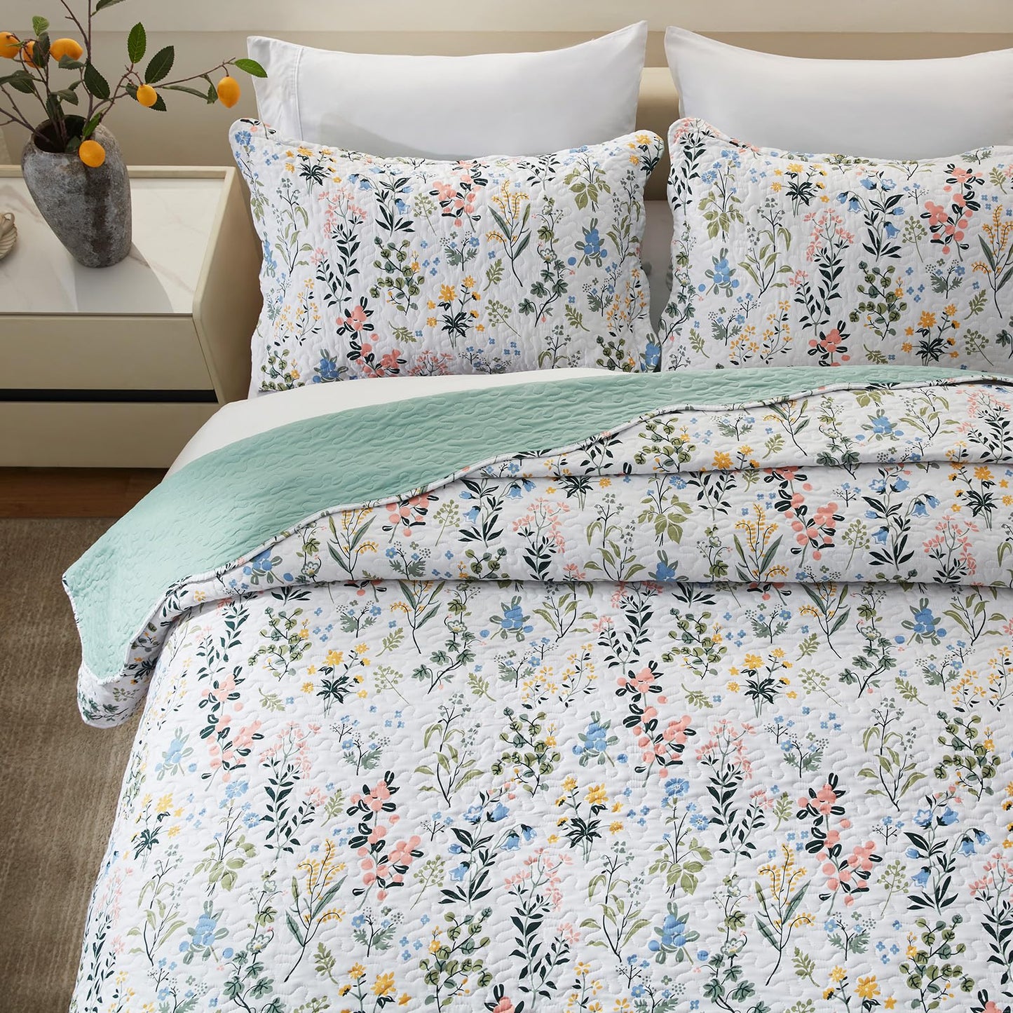 LEAONME 3-Piece King Size Quilt Set Lightweight Bedspread Coverlet 98''x106'' Garden Style Floral Printed Oversized Bedding Set with Shams for All Season