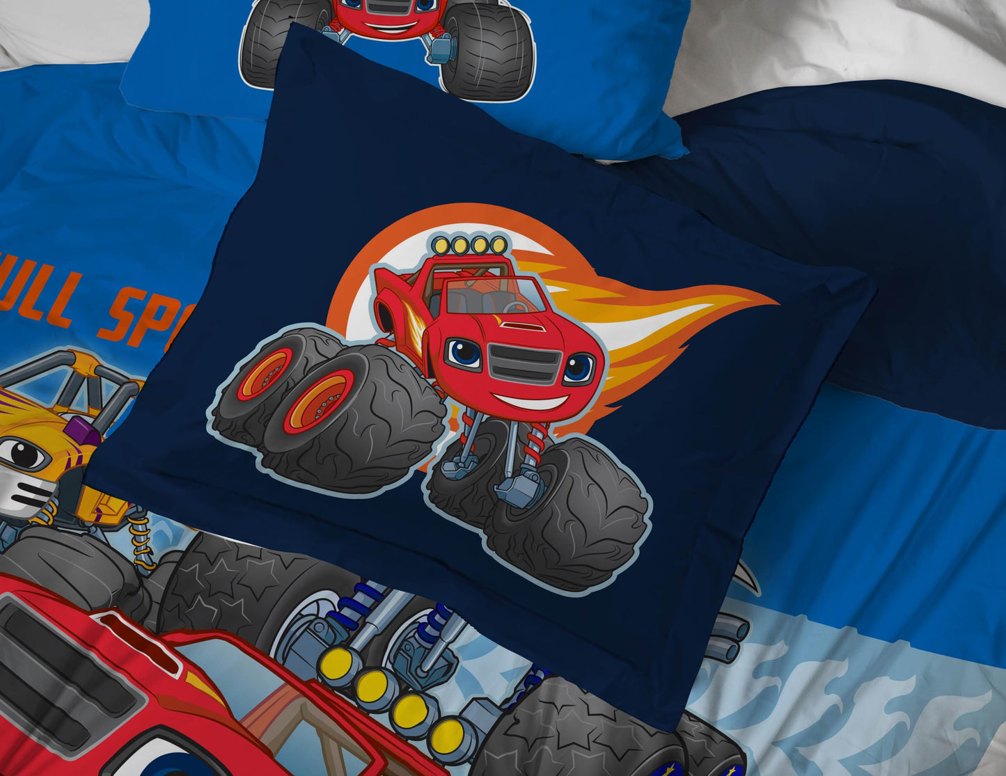 Jay Franco Kids Bed Set, Blue, Blaze the Monster Machines, 5 Piece Twin
