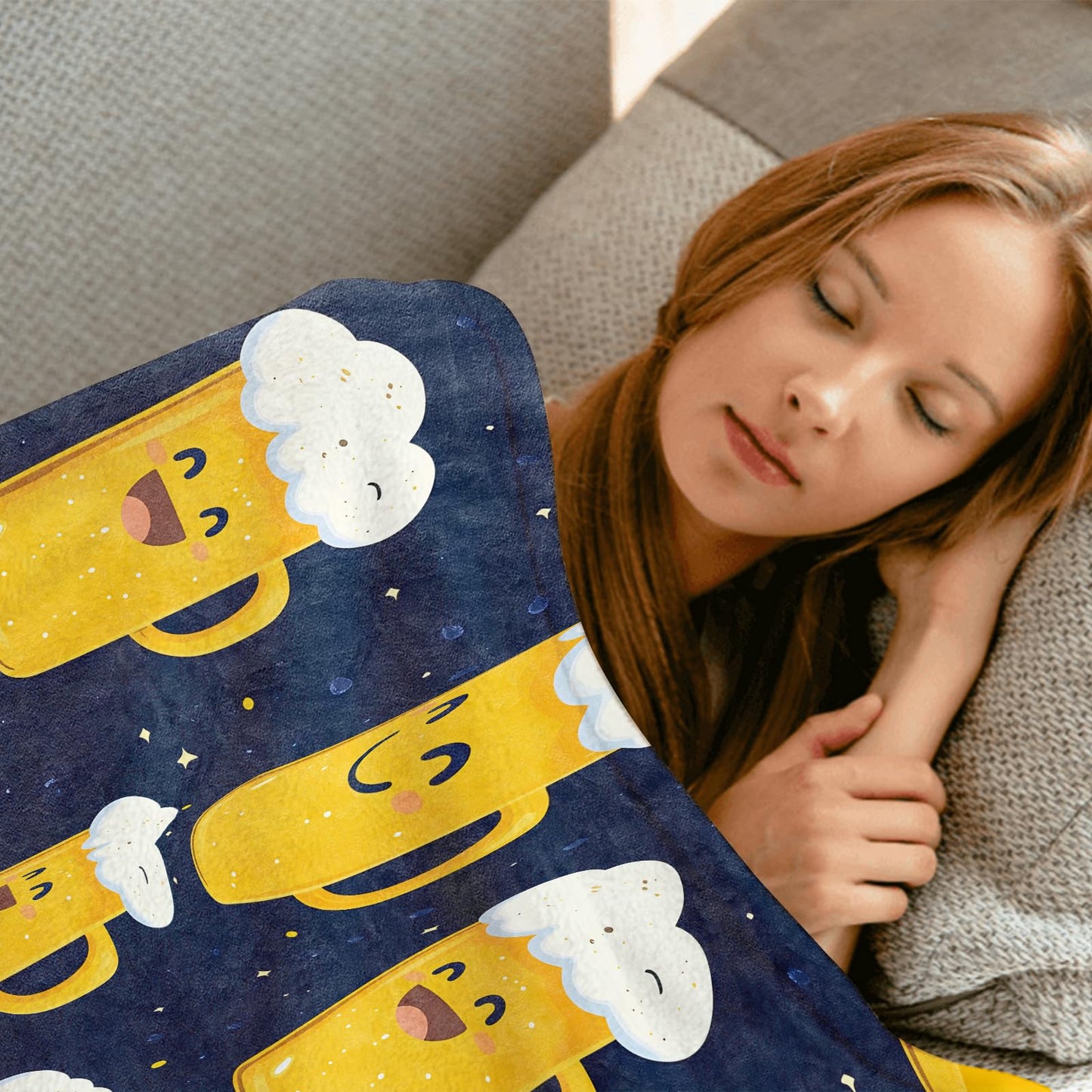 MIEPOS Cheerful Beer Mug Throw Blanket,50x60in,Soft,Lightweight Flannel,Cartoon Smiling Beers Blankets - Gifts for Women Men,for Couch Office Travel,Home Living Room Fun Decor