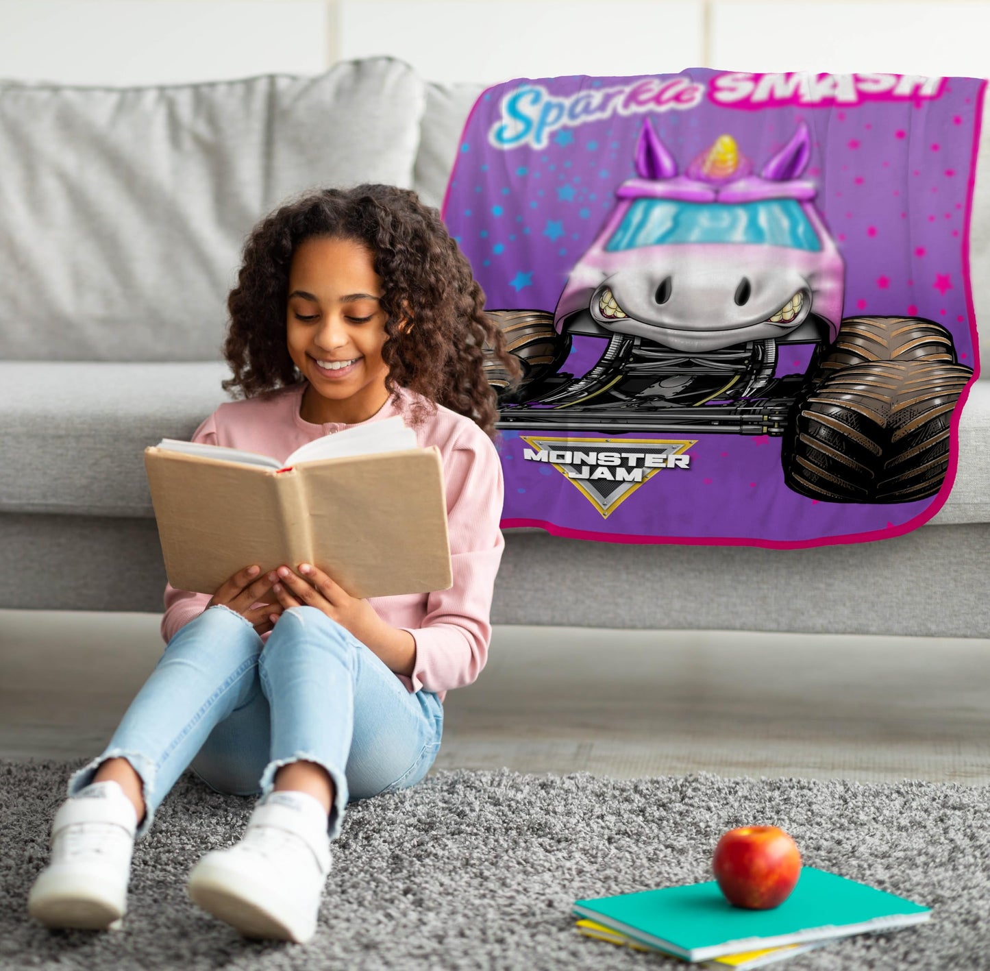 Jay Franco Monster Jam Sparkle Smash Kids Throw Blanket 46x60 - Super Soft Fleece Microfiber, Fade Resistant, Machine Washable, Gift for Truck Fans, for Couch & Bed (Officially Licensed)