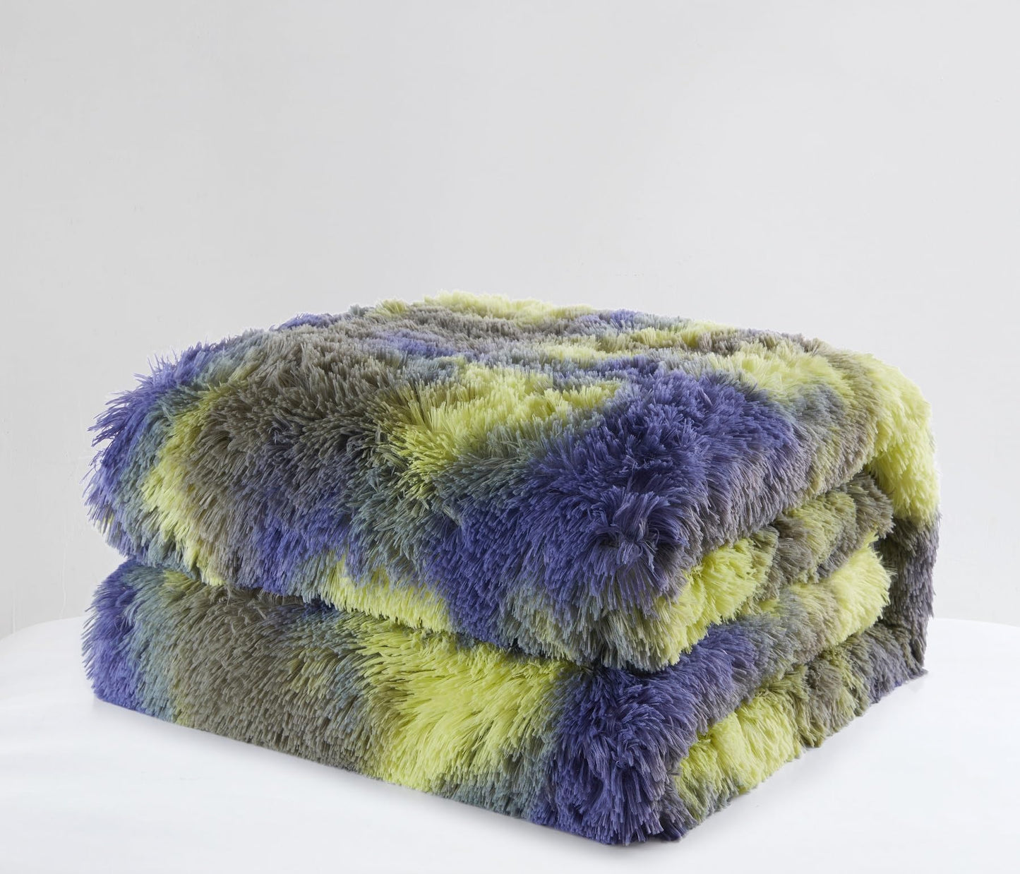 Jillche Bed Fluffy Blanket W/Camo Fur, Ultra Soft Throw Blanket for Teens, Warm Fuzzy Blankets and Throws for Bed, Stylish Tie Dye Faux Fur Blanket as, Fall Blanket 50” X 60” Xmas Gift