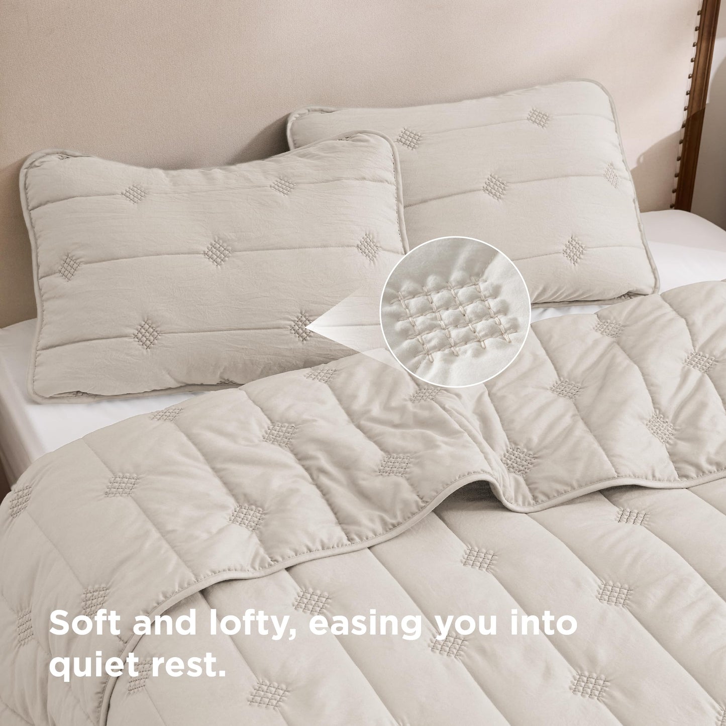 Bedsure King Size Quilt - Prewashed Extra Soft Cotton-Like Polyester Bedspreads King Size, Lightweight Comforter, Includes 1 Quilt 106x96 Inches with 2 Shams, Machine Washable, Beige