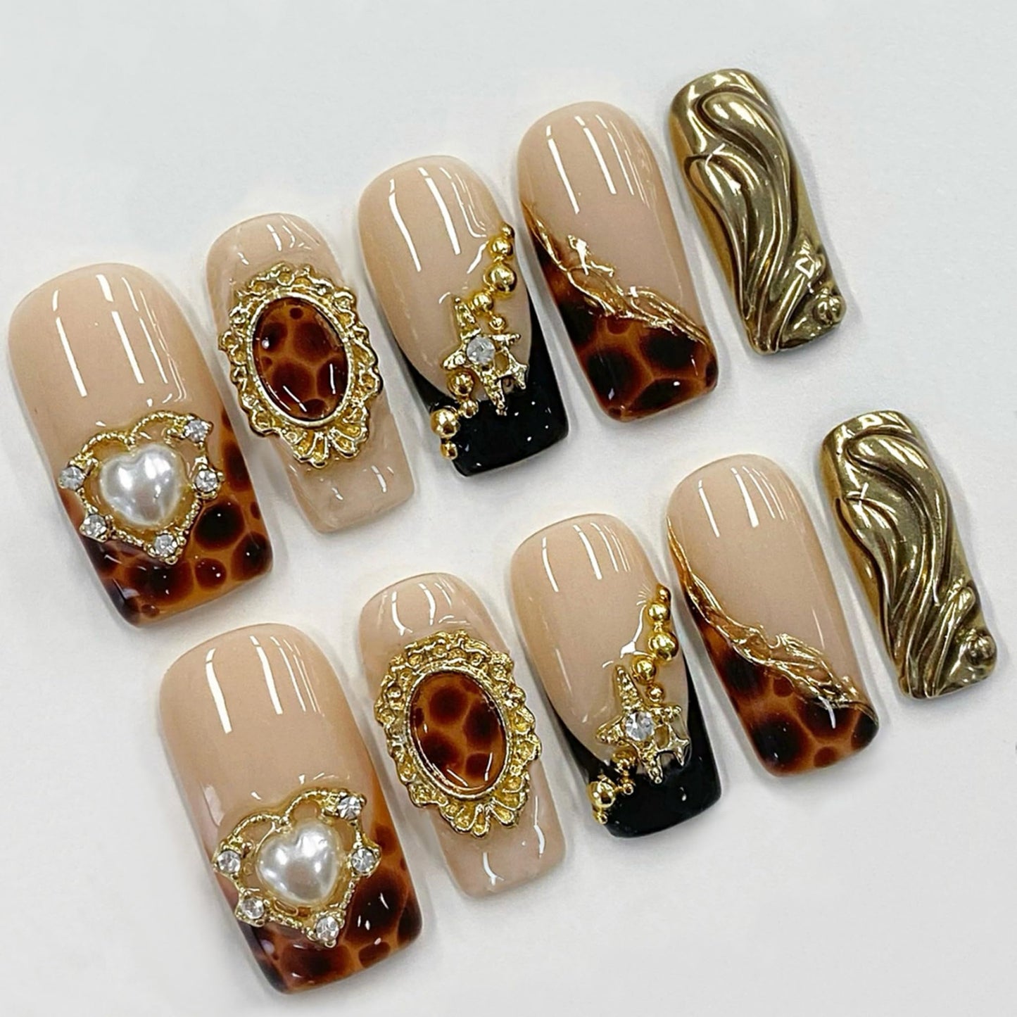 Long Press on Nails Square Fake Nails Gold Artificial Nail Tortoise Shell and Gold Charm Designs Rhinestones Stick on Nail for Women 24pcs